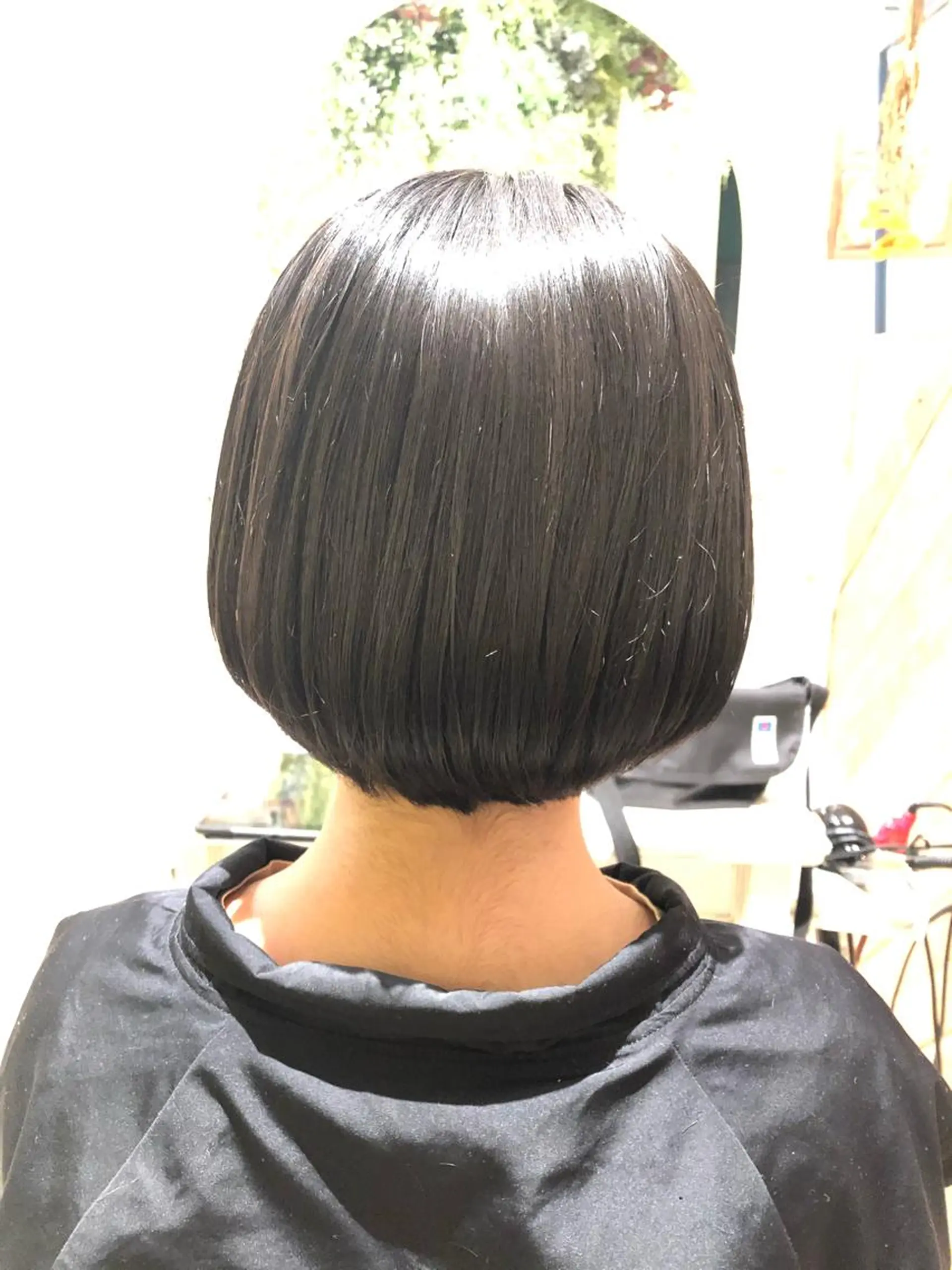 ミディアム カット 縮毛矯正 トリートメント 🧡艶髪・ゆるふわ style💛ミユのヘアスタイル