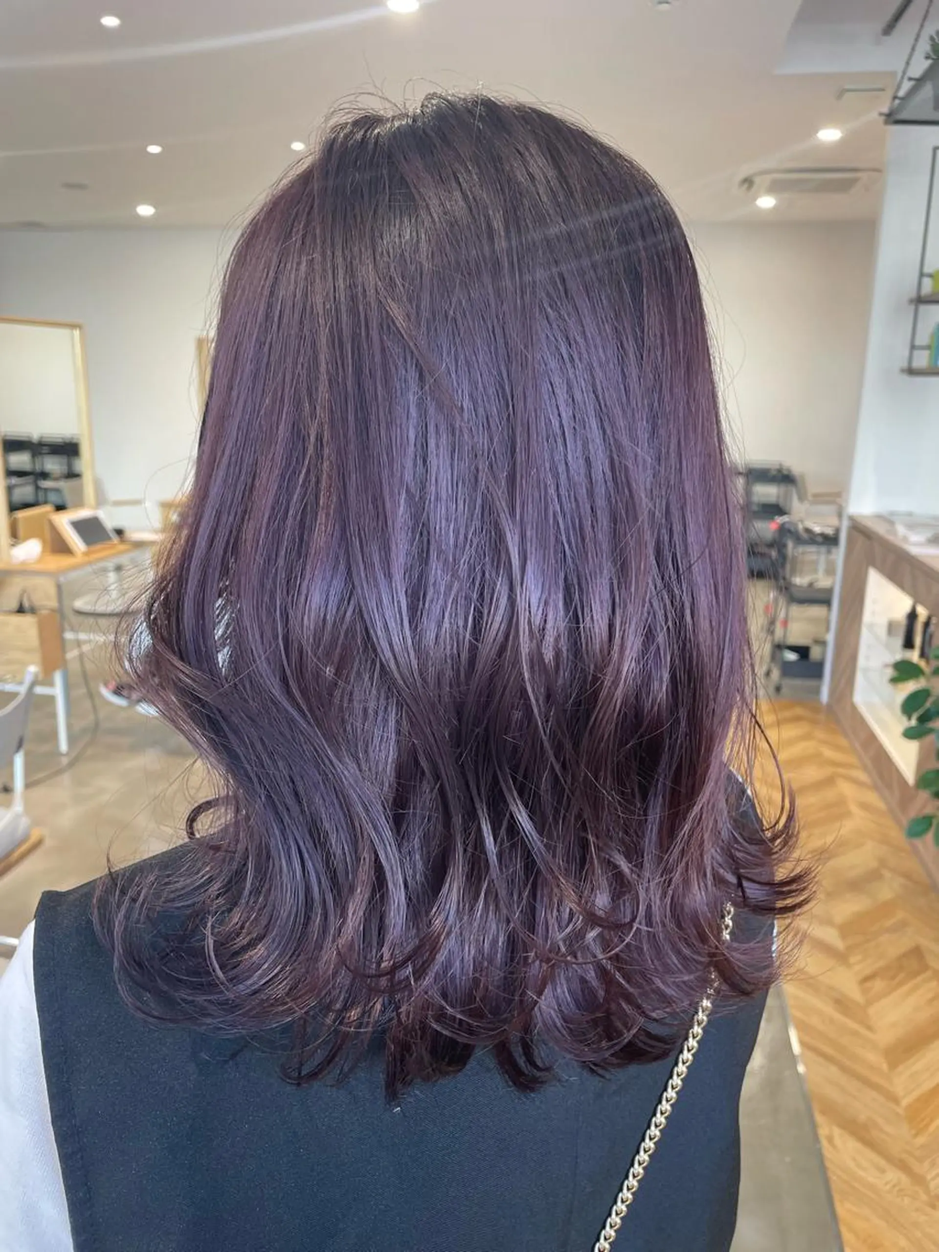 ミディアム 鈴木 つかさのヘアスタイル