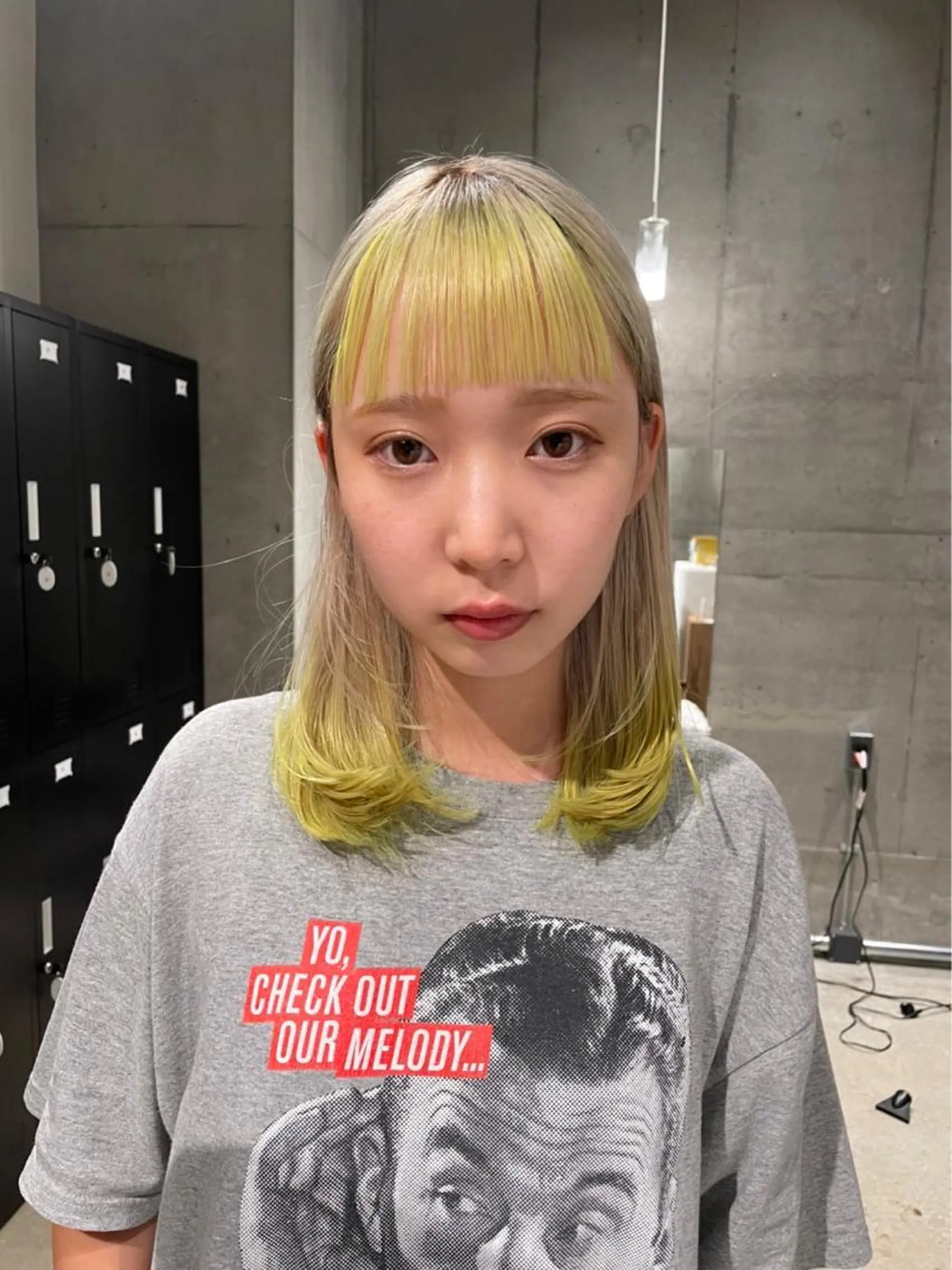 セミロング カラー ヘアカラー トリートメント MONIQA【モニカ】所属・名古屋ハイトーン/ 🐶ブリーチ専門店のヘアスタイル