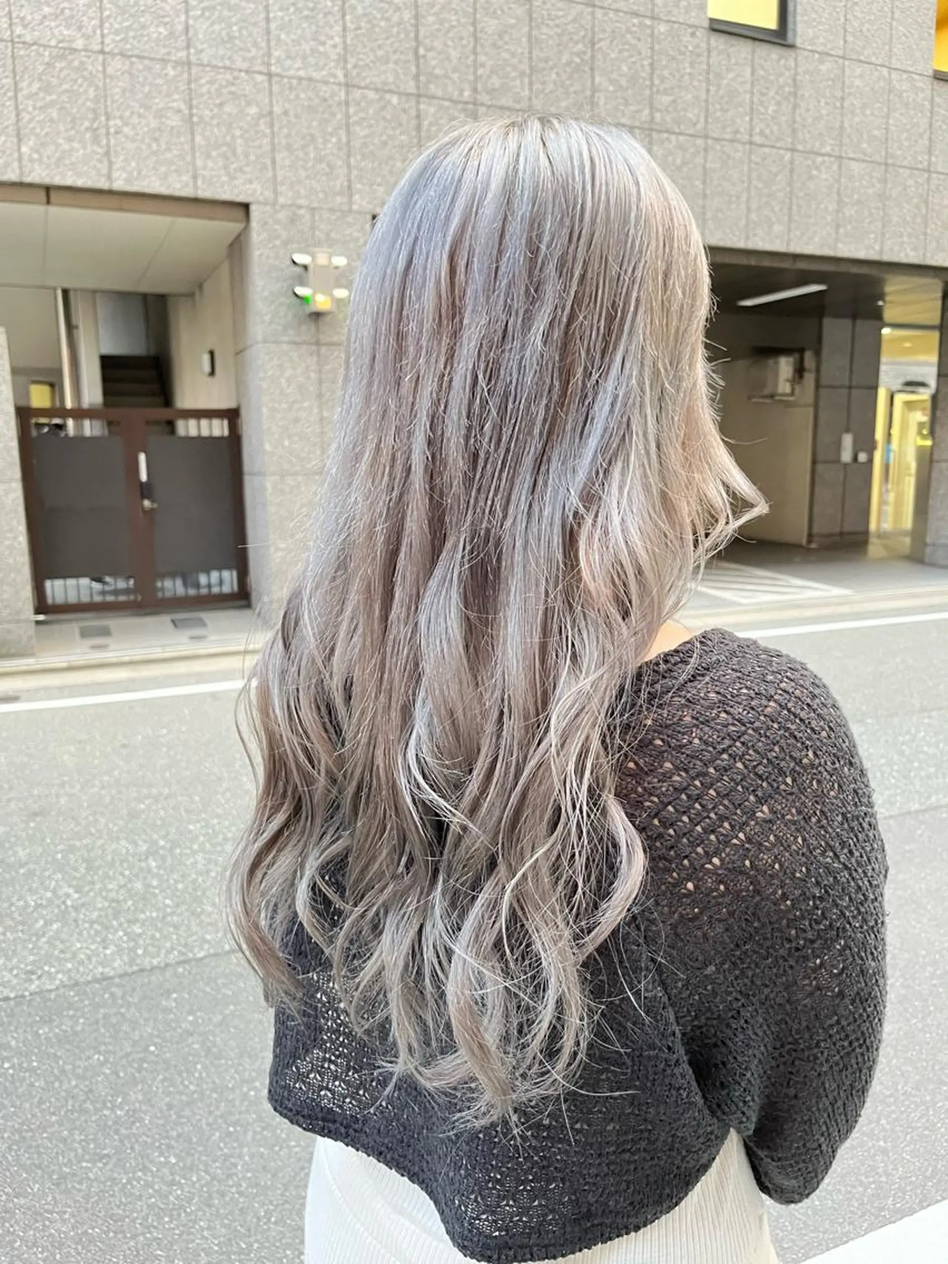 カラー カット ヘアカラー こまつばらみお/レイ ヤー/ダブルカラーのヘアスタイル