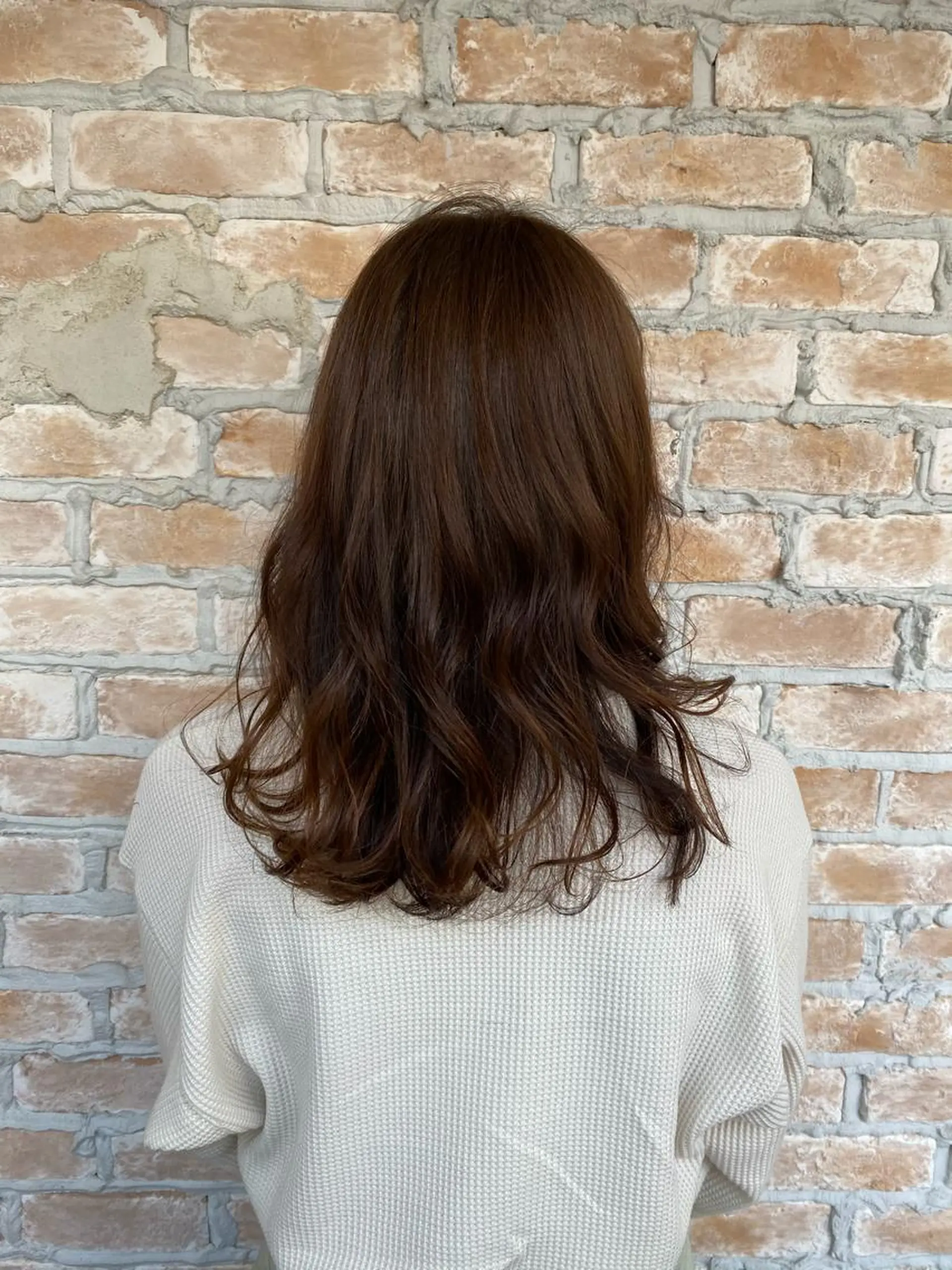 セミロング カラー 伊藤 康乃のヘアスタイル