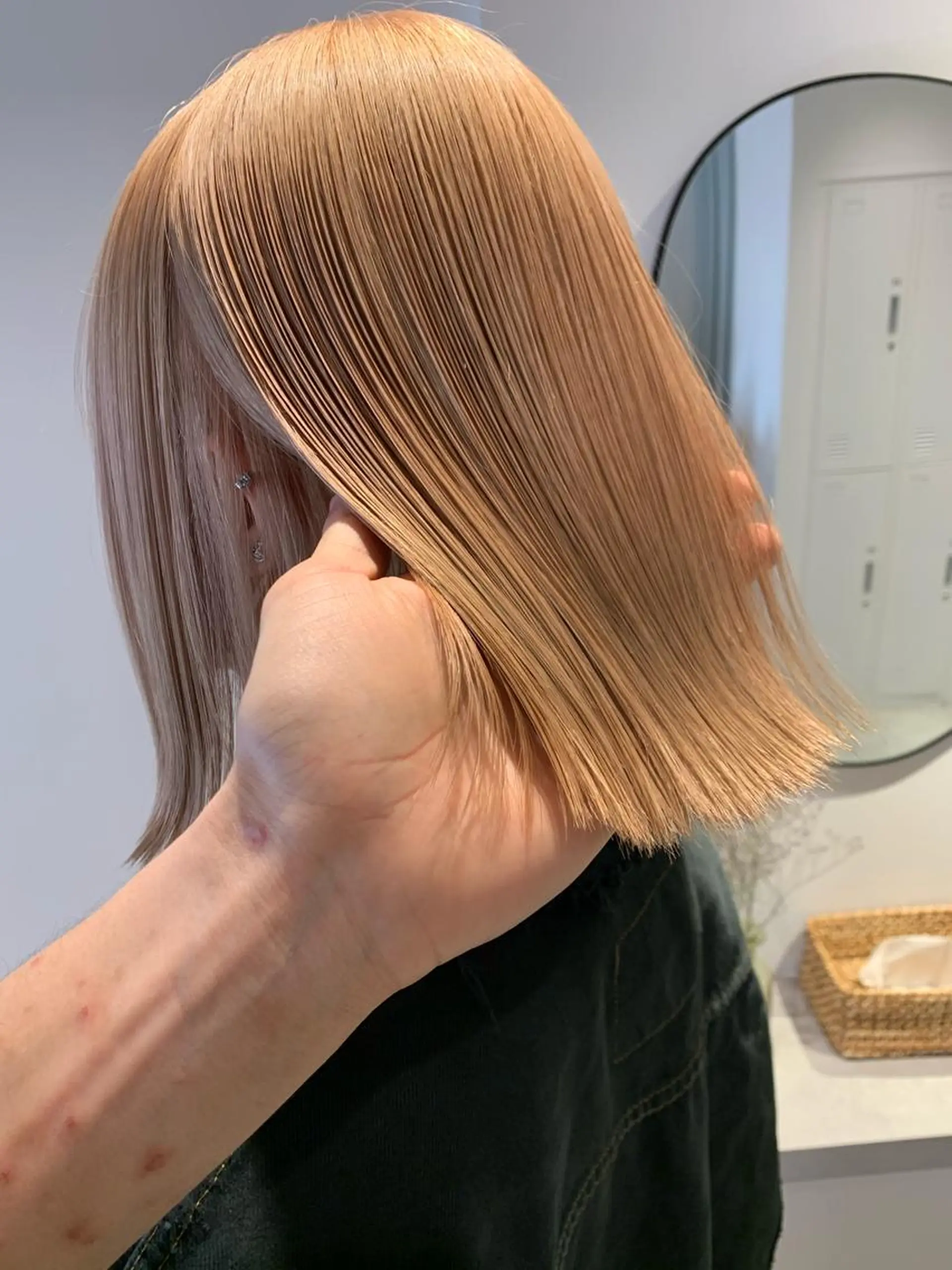 ミディアム カラー カット ヘアカラー 三宅 昌太のヘアスタイル