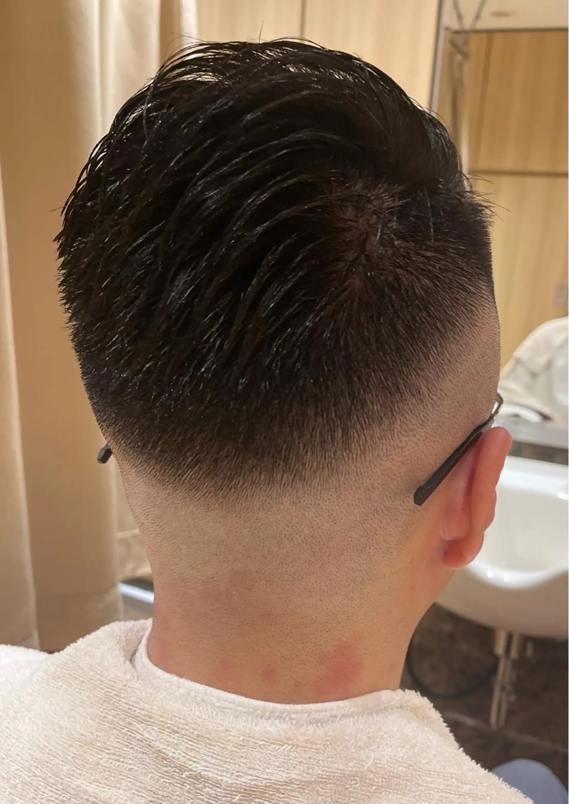 メンズ カット HAIR MODE  KIKUHI「ヘアモードキクチ」神田店所属・💈【理容室】夜受付 上坂　一宏のヘアスタイル