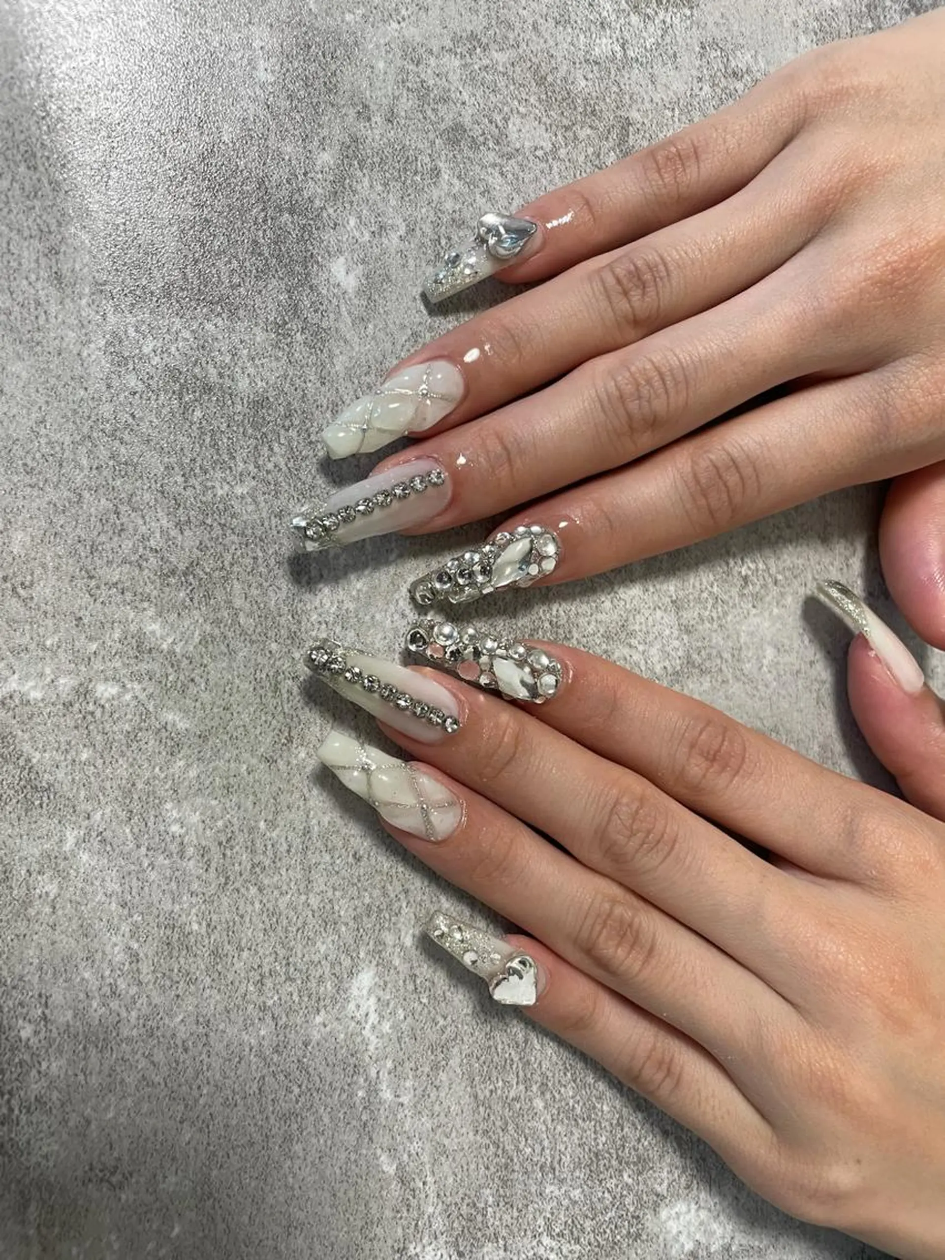 パーマ ハンドネイル 山中 あいのネイルデザイン