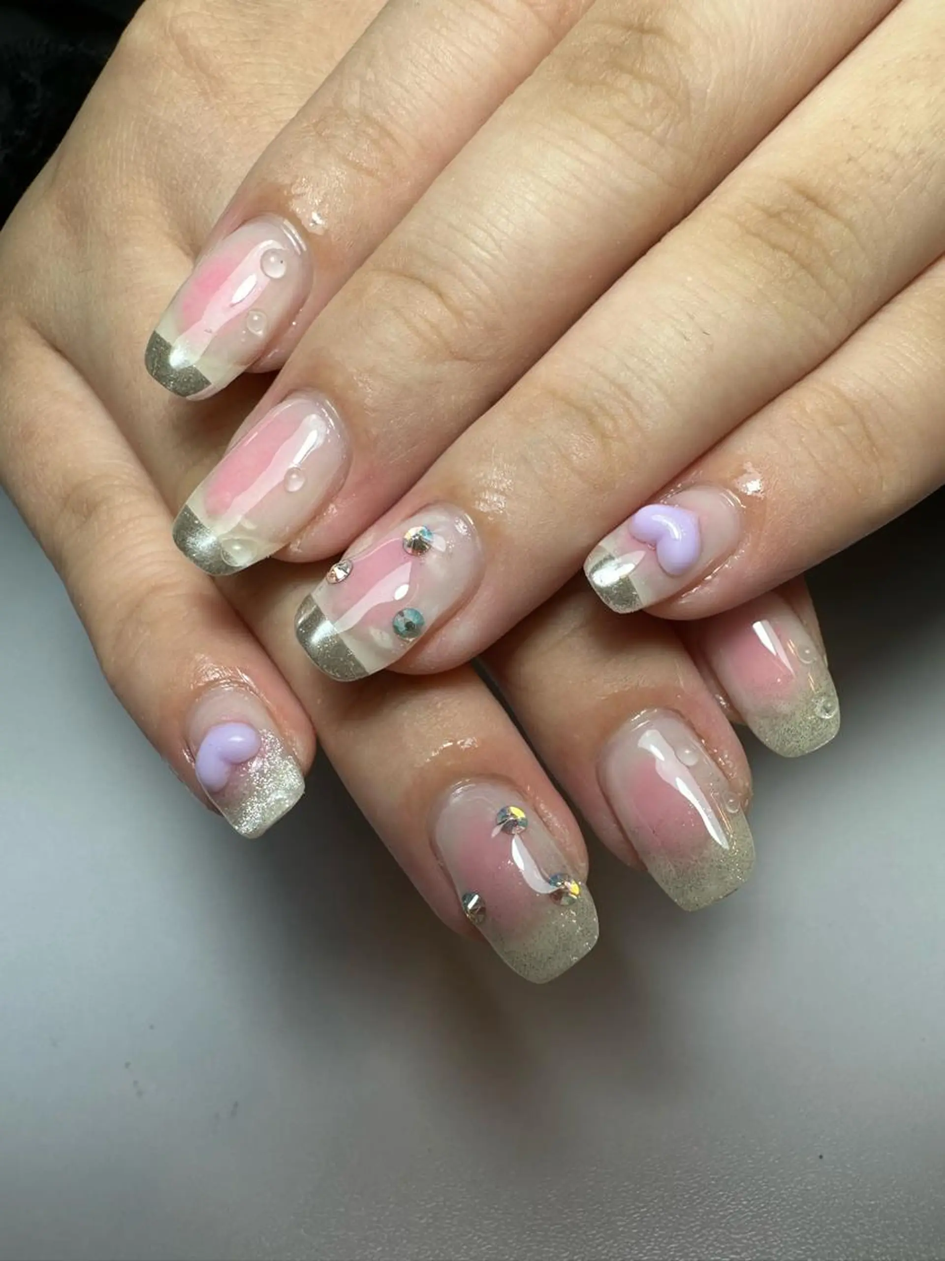 ミディアム ハンドネイル shandy nail所属・shandy nailのネイルデザイン