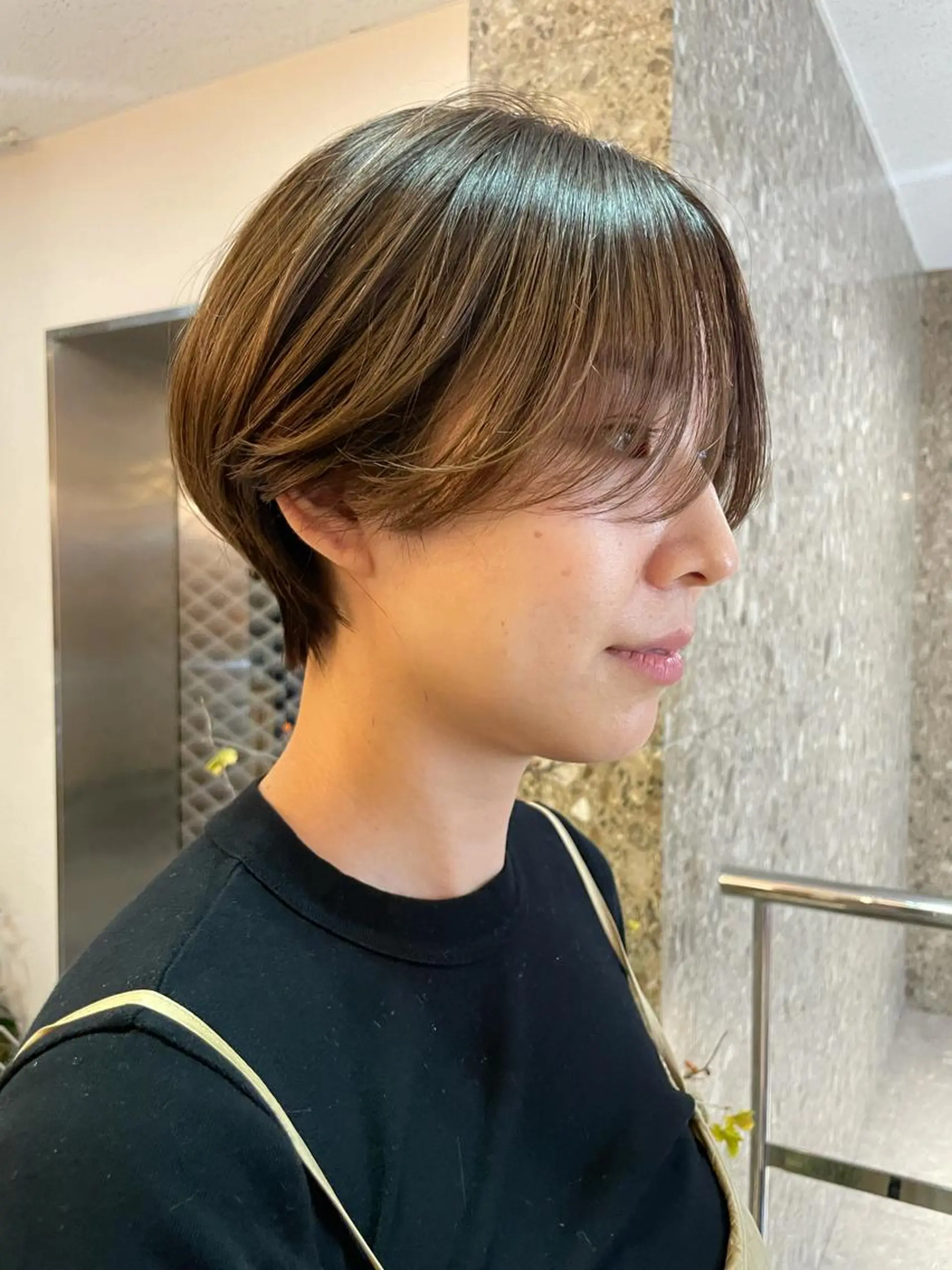 ショート カラー カット suvvy hairsalonのヘアスタイル