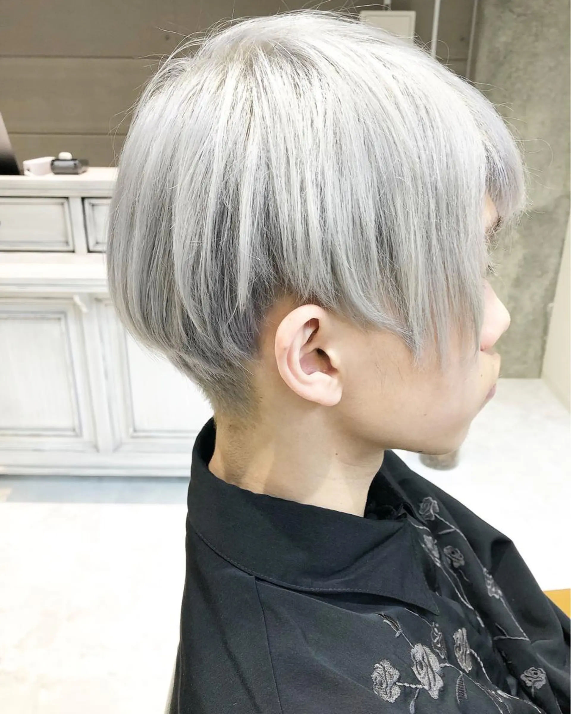ショート カラー ヘアアレンジ メンズ アッシュ アッシュグレー アッシュグレージュ グレージュ ホワイトアッシュ モテ髪透明感❤️ デイズヘアカラーのヘアスタイル