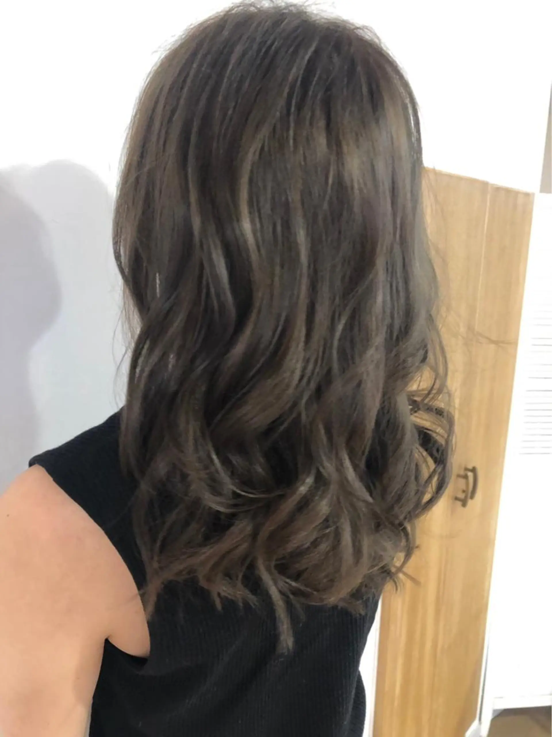 カラー カット ヘアカラー トリートメント 伊藤 かなのヘアスタイル