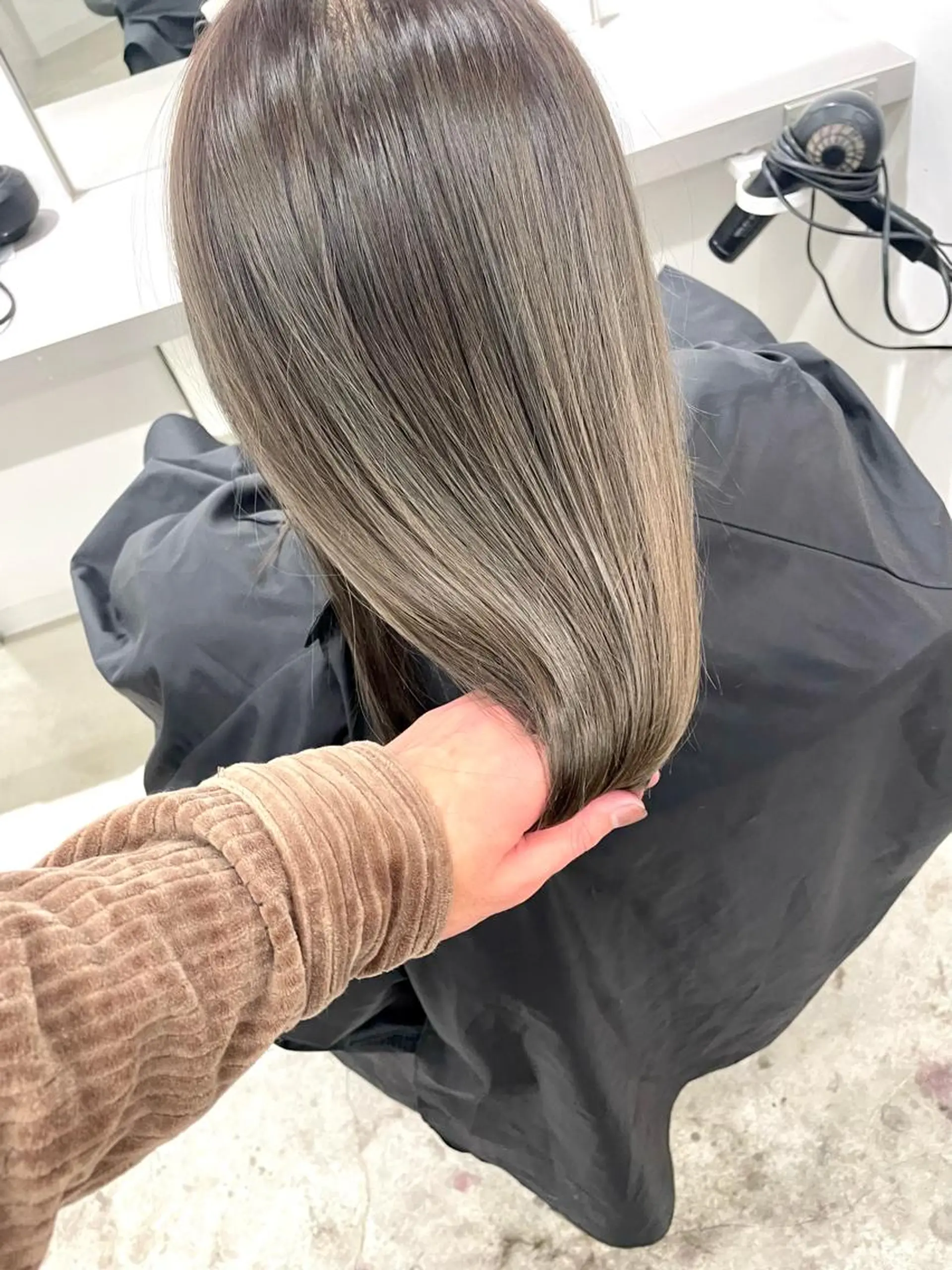 ミディアム カラー ヘアアレンジ カット 縮毛矯正 トリートメント 🎗秋山勇 /三宮指名No.1のヘアスタイル