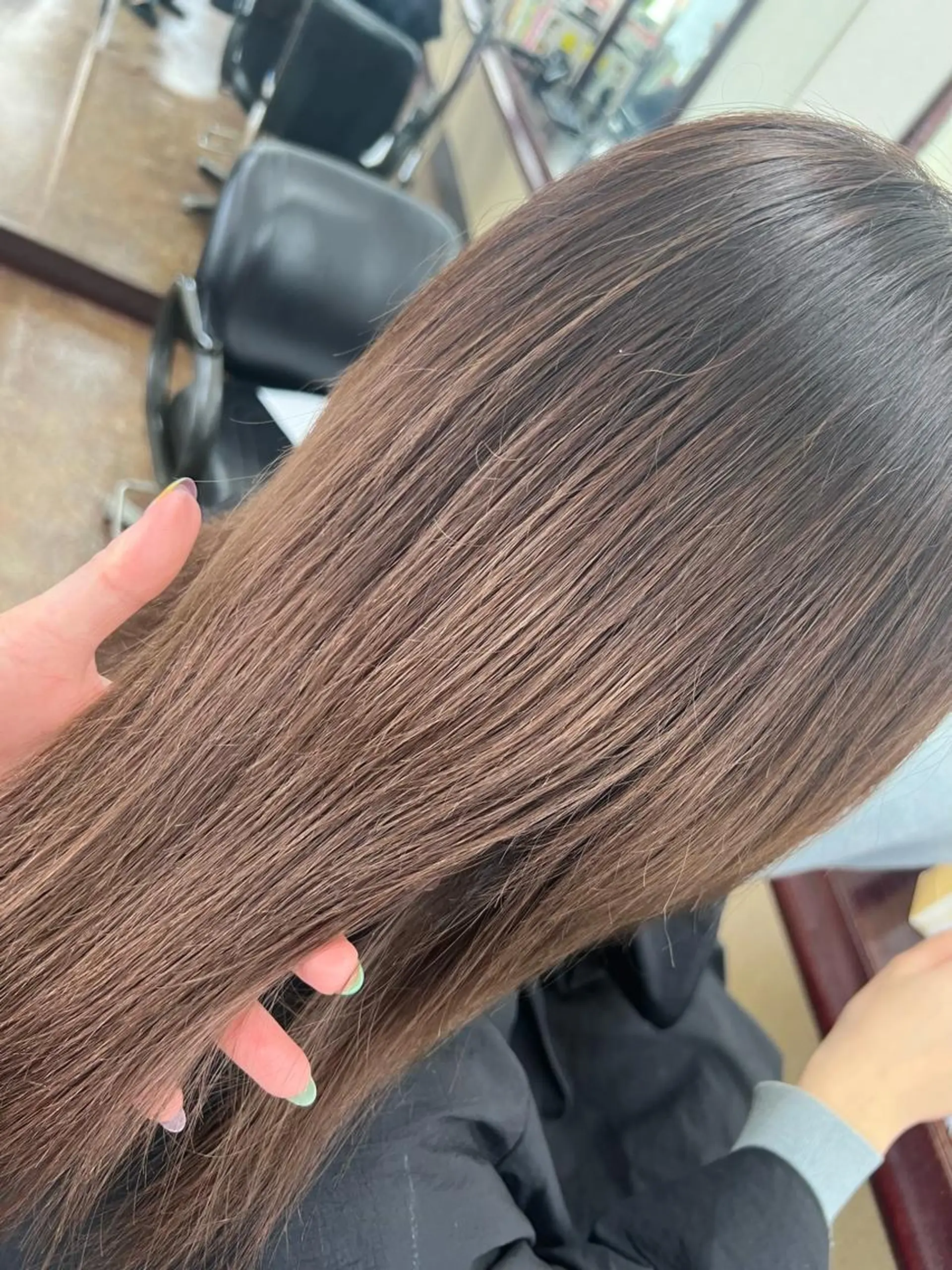 ロング カラー アッシュ ブリーチ ブラウンカラー グラデーションカラー オレンジ カット ヘアカラー 後藤 弓佳のヘアスタイル