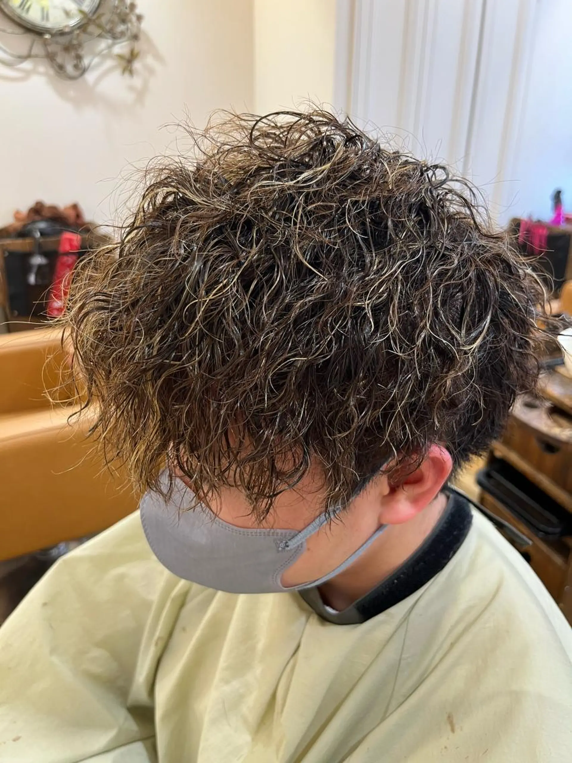 ショート パーマ メンズ メンズパーマ ツイストスパイラルパーマ スパイラルパーマ パーマ tasty private garden所属・🇨🇦海外美容師 FUMA🇨🇦のヘアスタイル