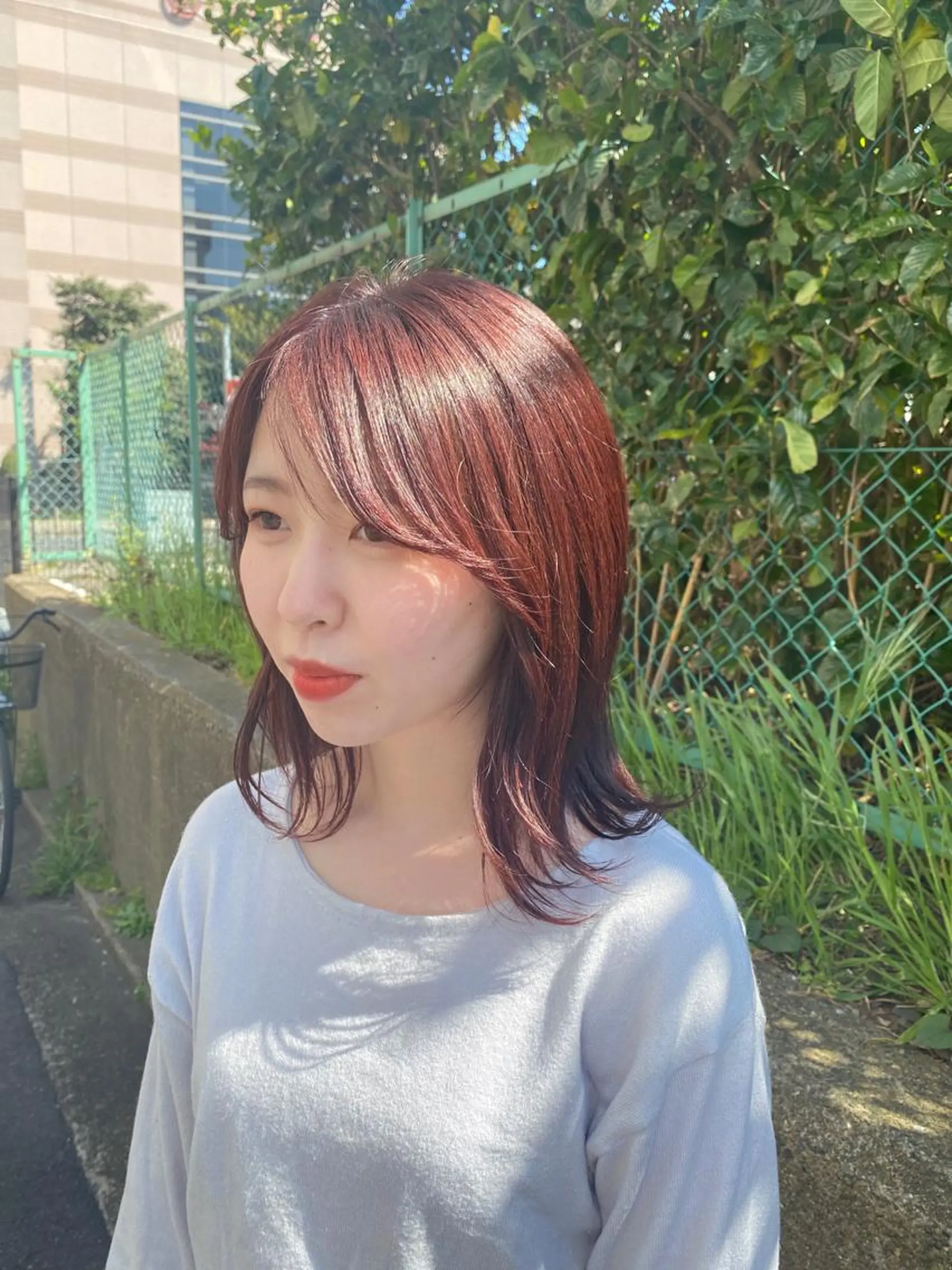 ミディアム カラー ブリーチ ボルドーカラー ブリーチなしカラー KURUMI /NINE麻布十番のヘアスタイル