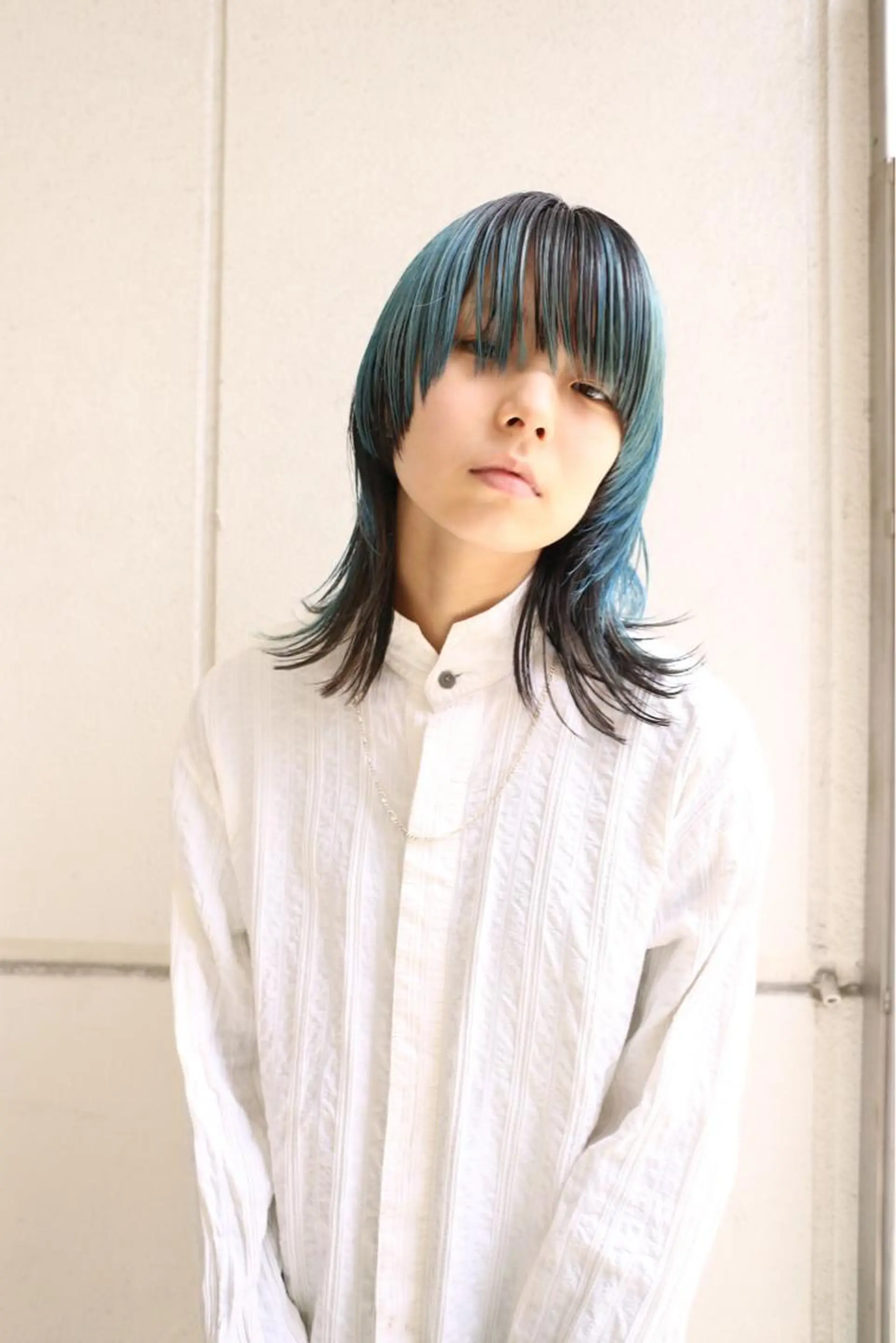 ショート カラー ブルーカラー インナーカラー ショートヘア ウルフカット 永田〈店長#レイヤー #ウルフ#ハイトーンのヘアスタイル