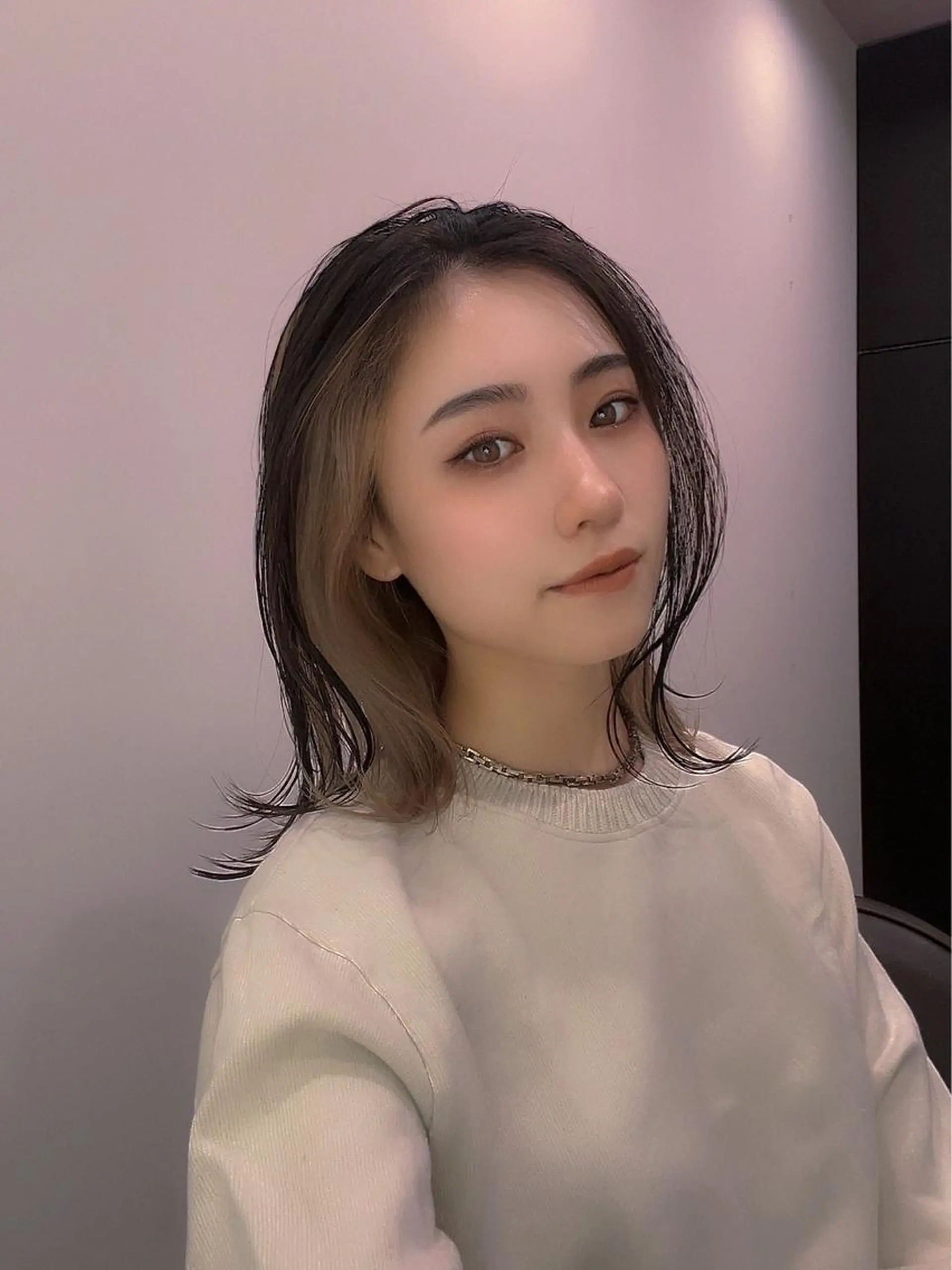 ミディアム tuuli所属・石井 永遠のヘアスタイル