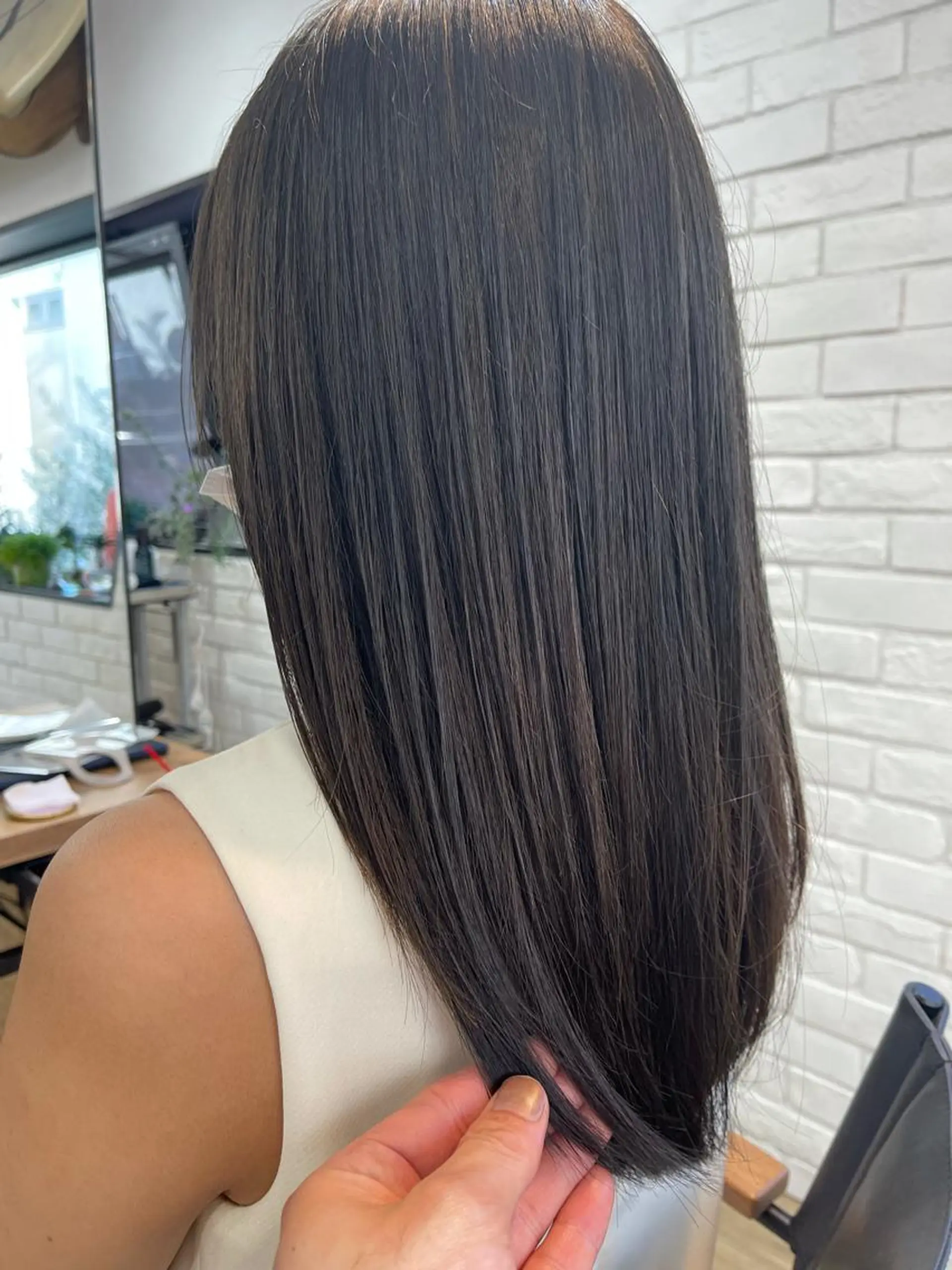 セミロング トリートメント 四ッ井 翔のヘアスタイル