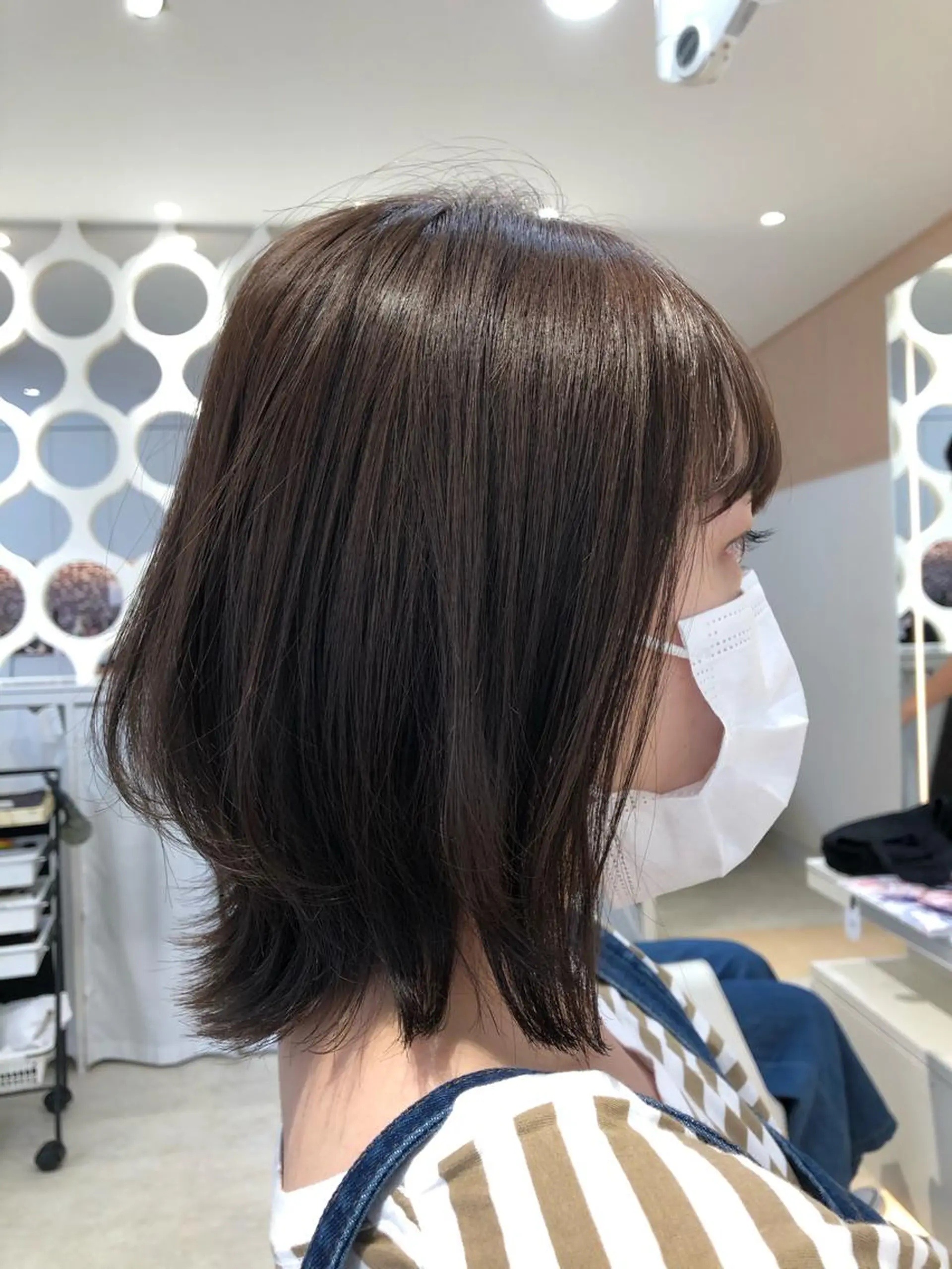 ミディアム カラー くびれヘア 佐藤 侑哉のヘアスタイル