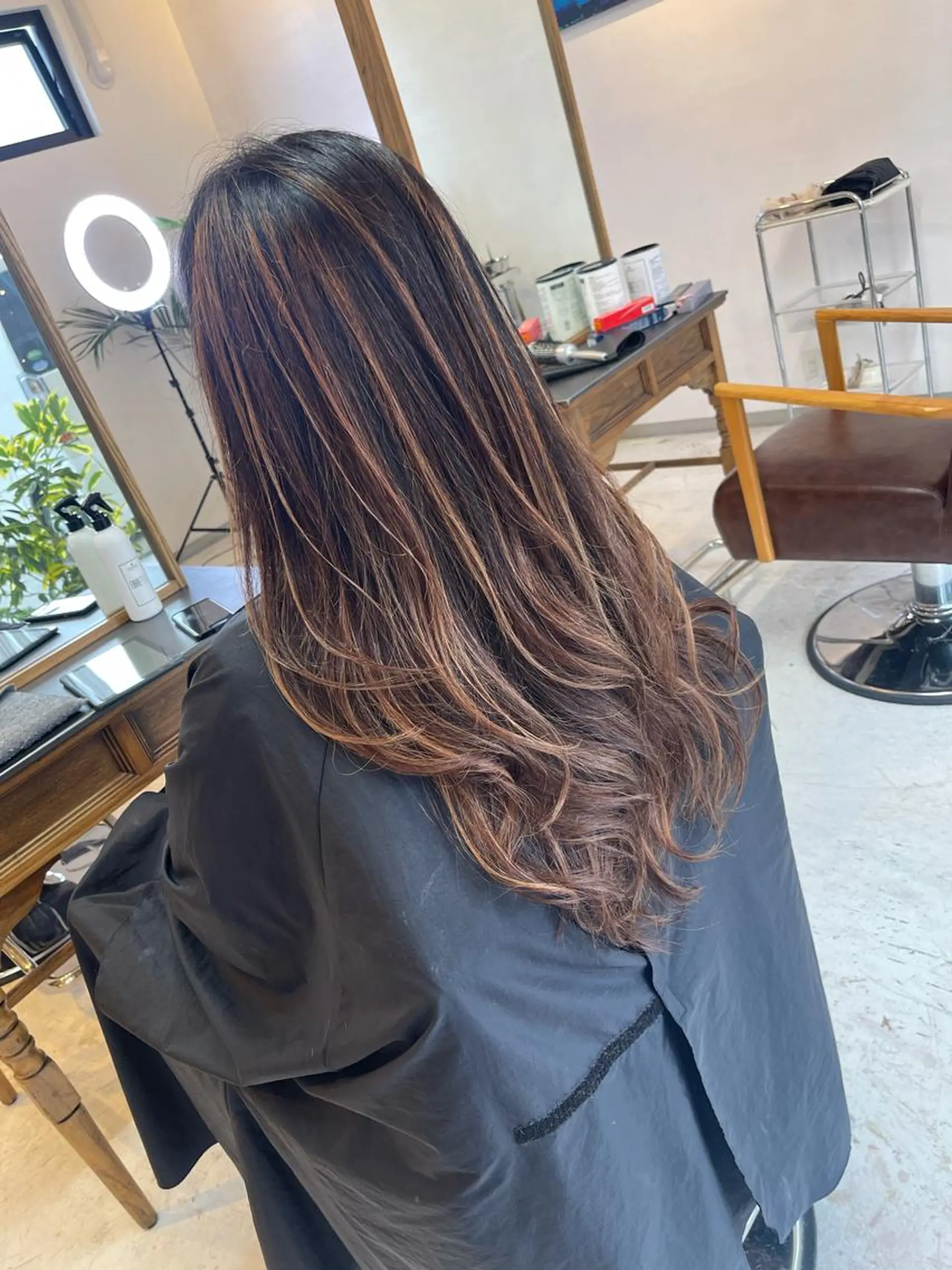 ロング カラー カット ヘアカラー トリートメント MARDI GRAS 蘭丸のヘアスタイル