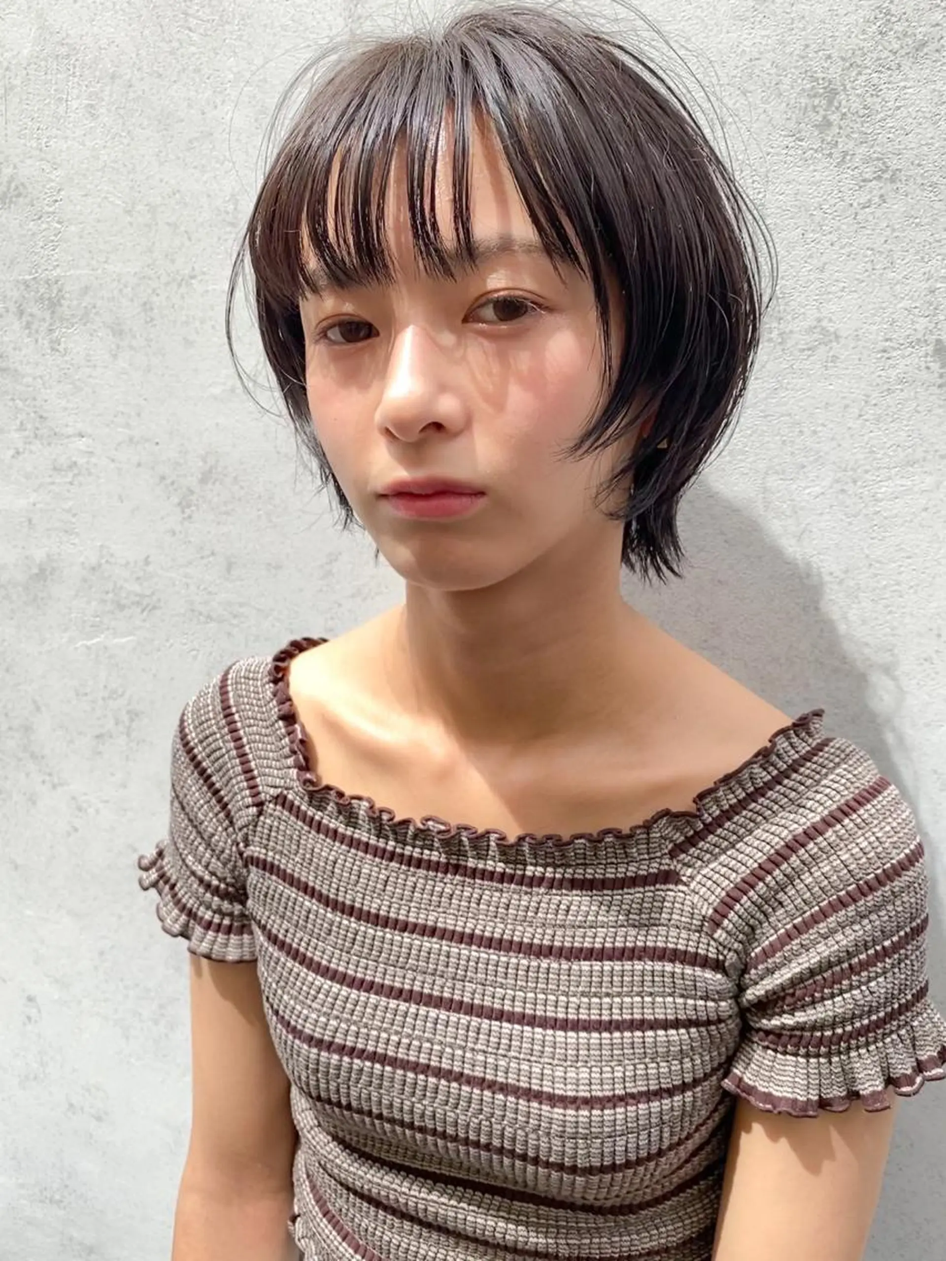 ショート カラー ショートボブ ベージュカラー ブリーチ ケアブリーチ 透明感カラー カット ヘアカラー トリートメント a moment(モーメント)所属・蔵前 デザインカット KOBAYASHIのヘアスタイル