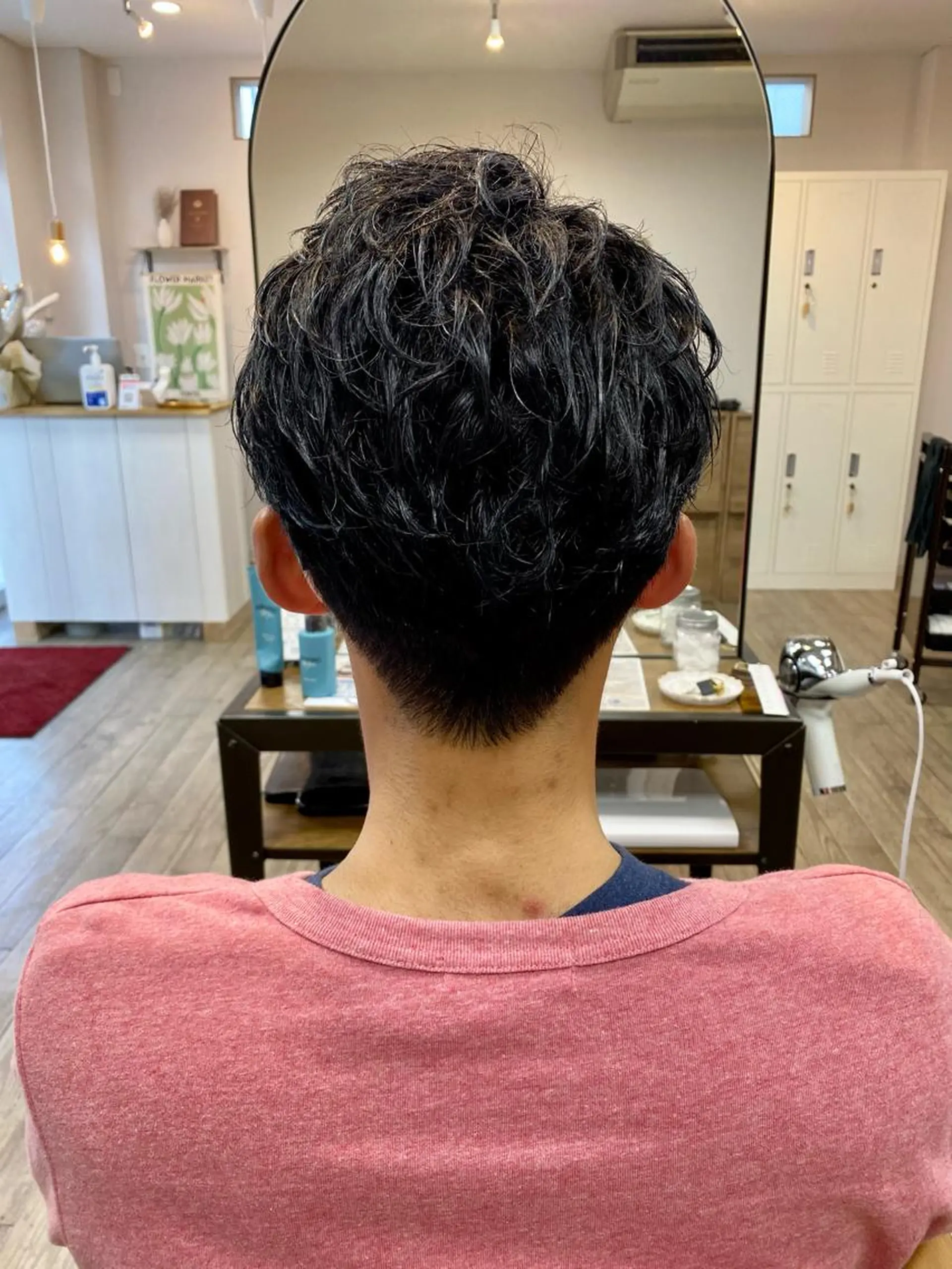 ショート カラー メンズ メンズブリーチ 黒髪 ブリーチ ブルーカラー ブルーブラック ku-to 北浦和店所属・✨ミニボブ特化✨ ✂︎Raimu✂︎のヘアスタイル