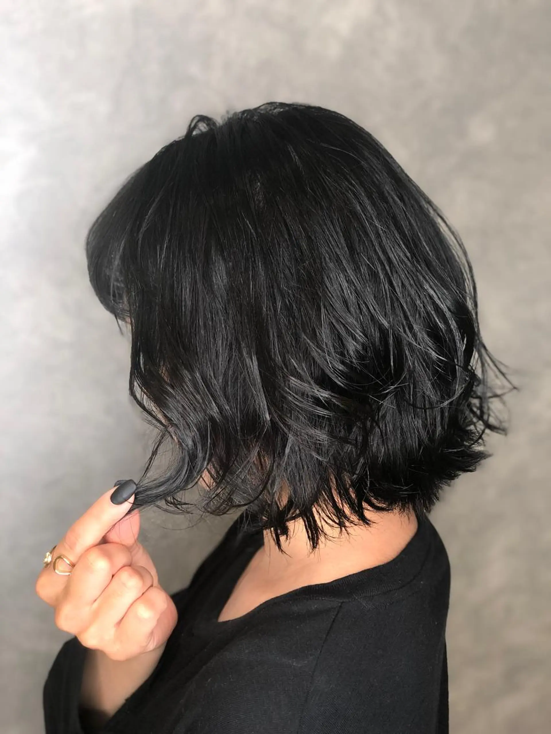 ミディアム カラー ヘアアレンジ 黒髪 ブルーカラー ブルージュ 渡辺　亮/ ハイライト/髪質改善のヘアスタイル