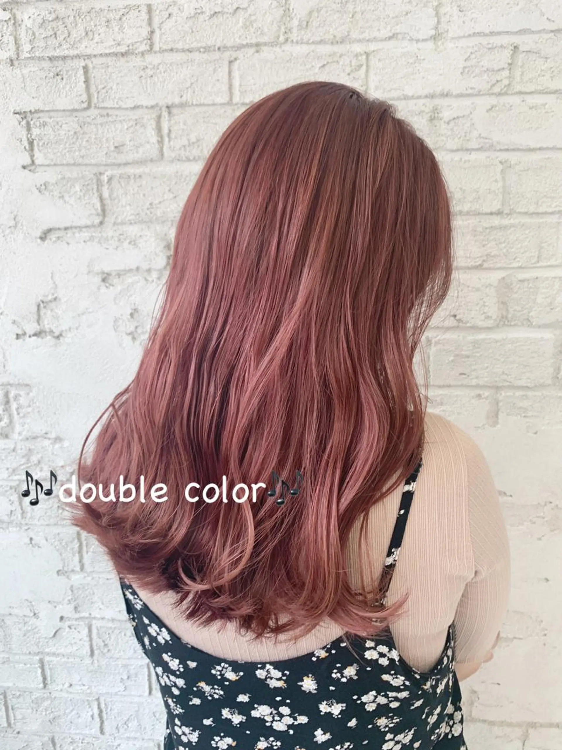 セミロング カラー ブリーチ ピンクカラー カット ヘアカラー トリートメント ハイライトカラー＆ ダブルカラー　田口のヘアスタイル