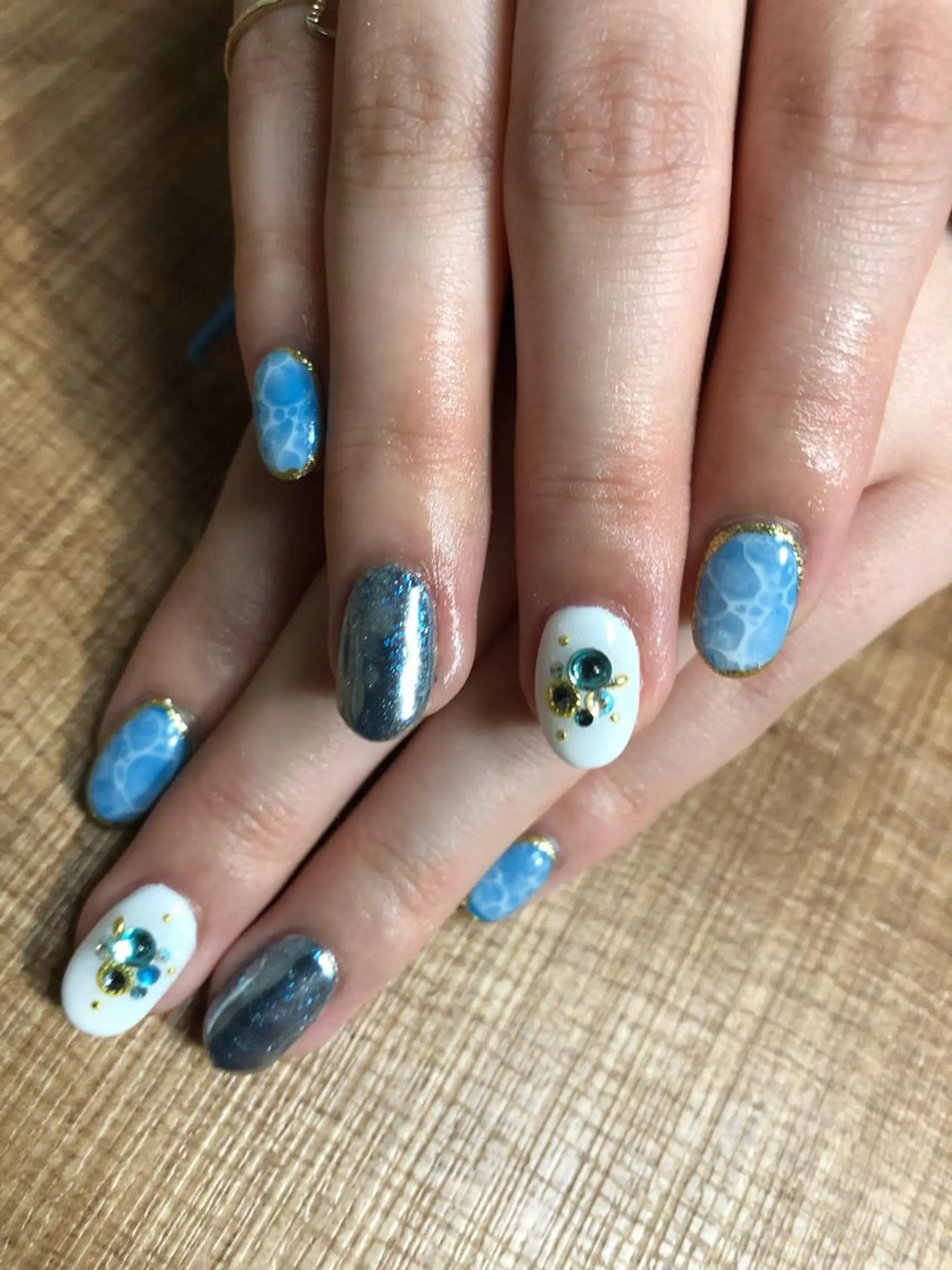 ネイル 安藤 Charlotteのネイルデザイン