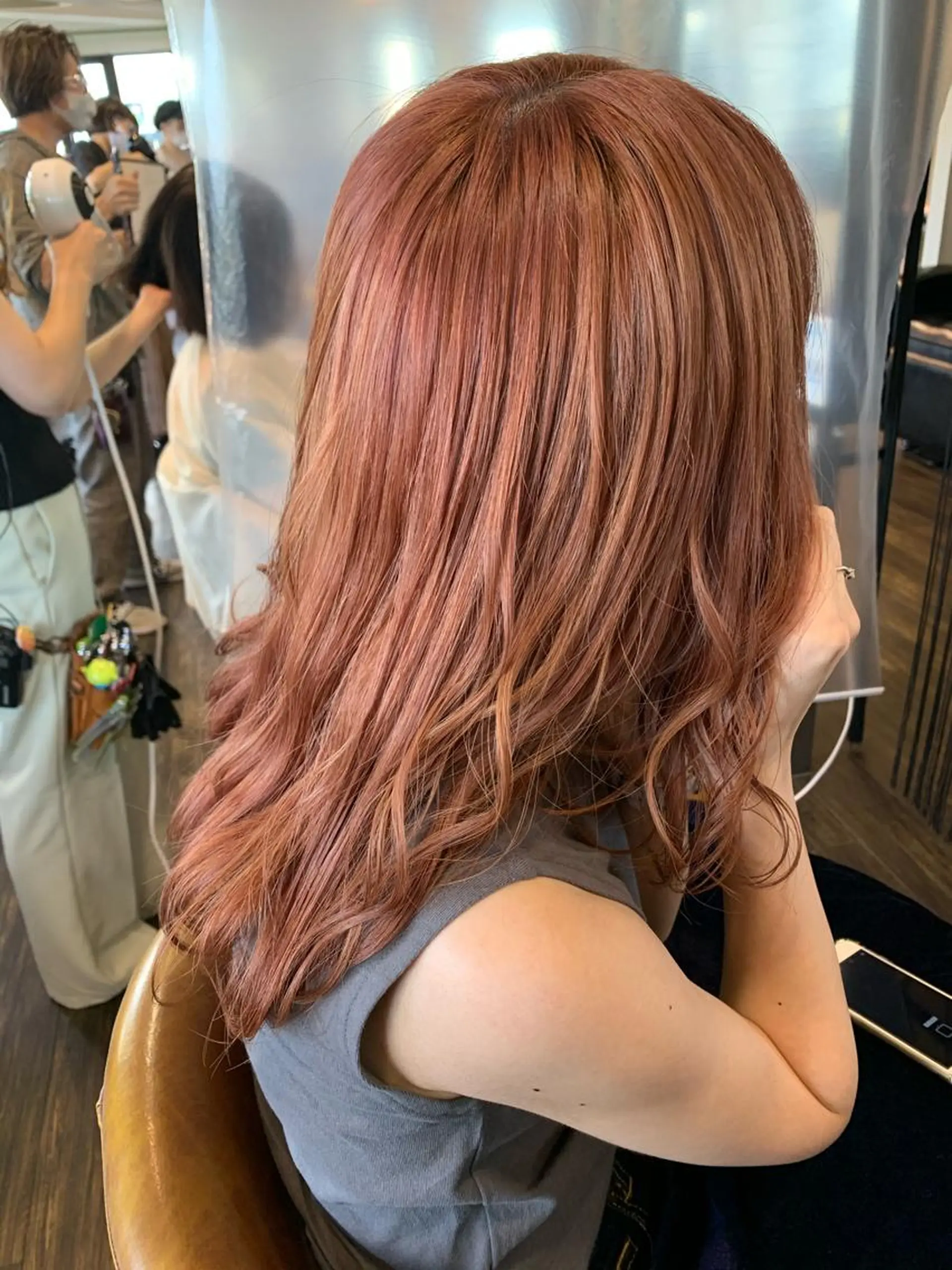 セミロング ヘアカラー 🌿‬ ܸAir 透明感🌱西村知佳のヘアスタイル