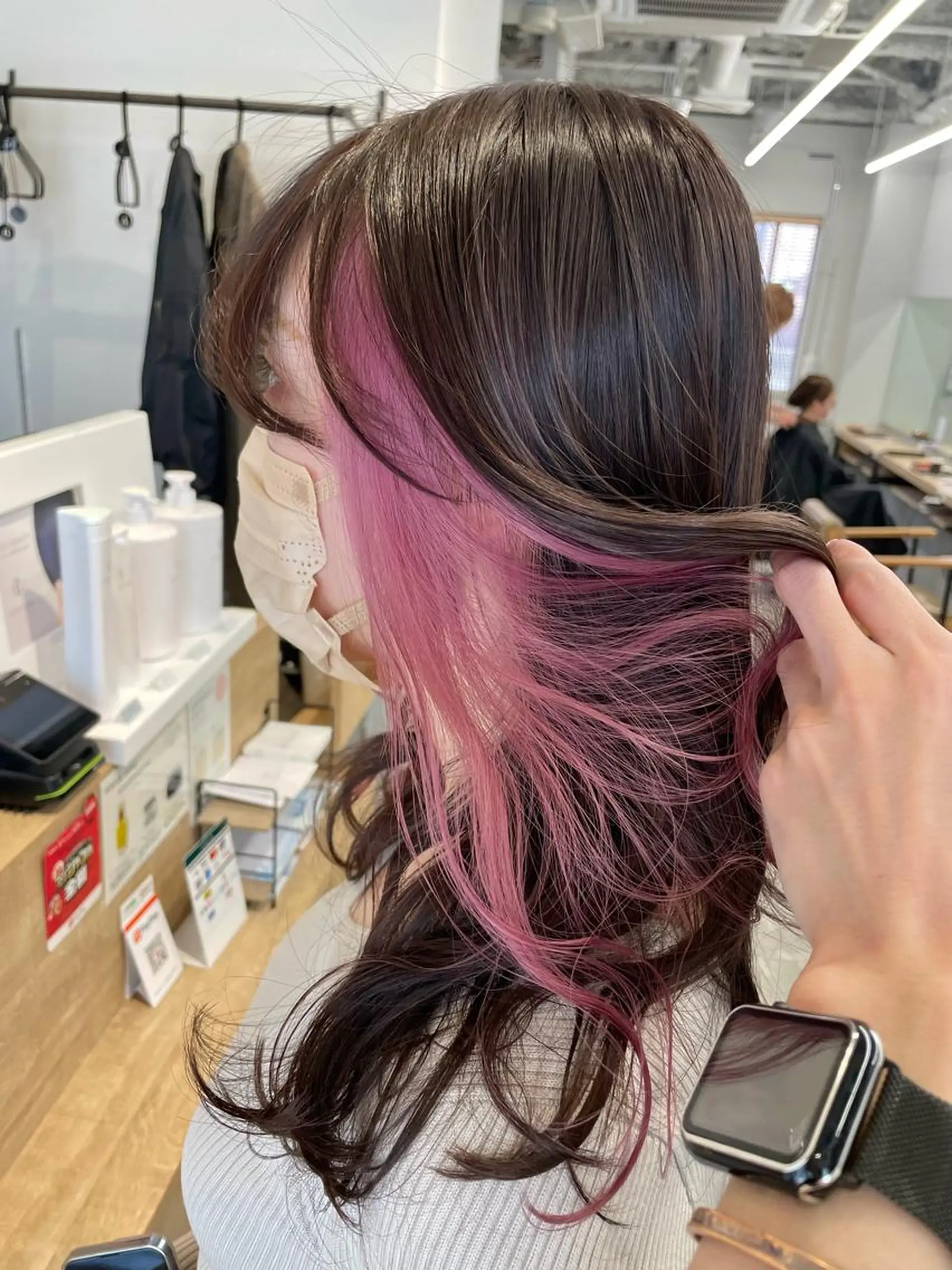 ミディアム ヘアカラー SAEKI【ior 】北千住店ブリーチのヘアスタイル