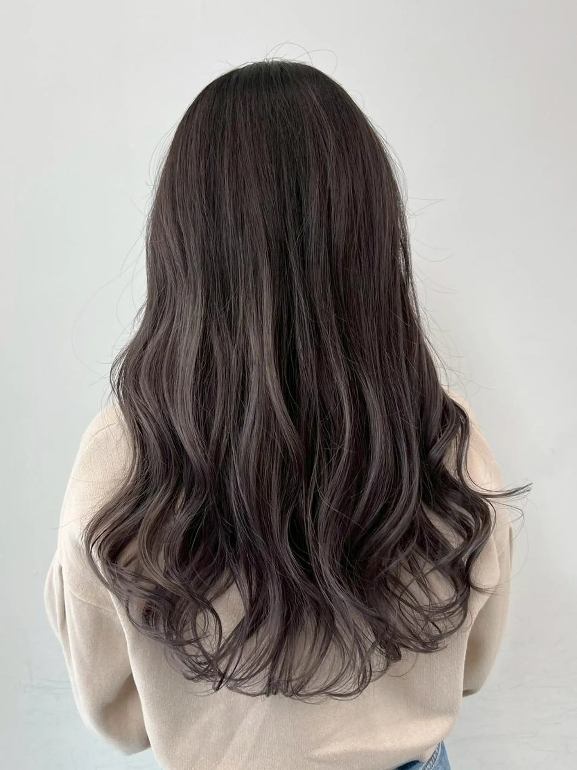 カラー ロング アディクシーカラー アッシュ ブルーカラー ダークアッシュ グレージュ 【公式】amble luxe池袋東口♻️のヘアスタイル