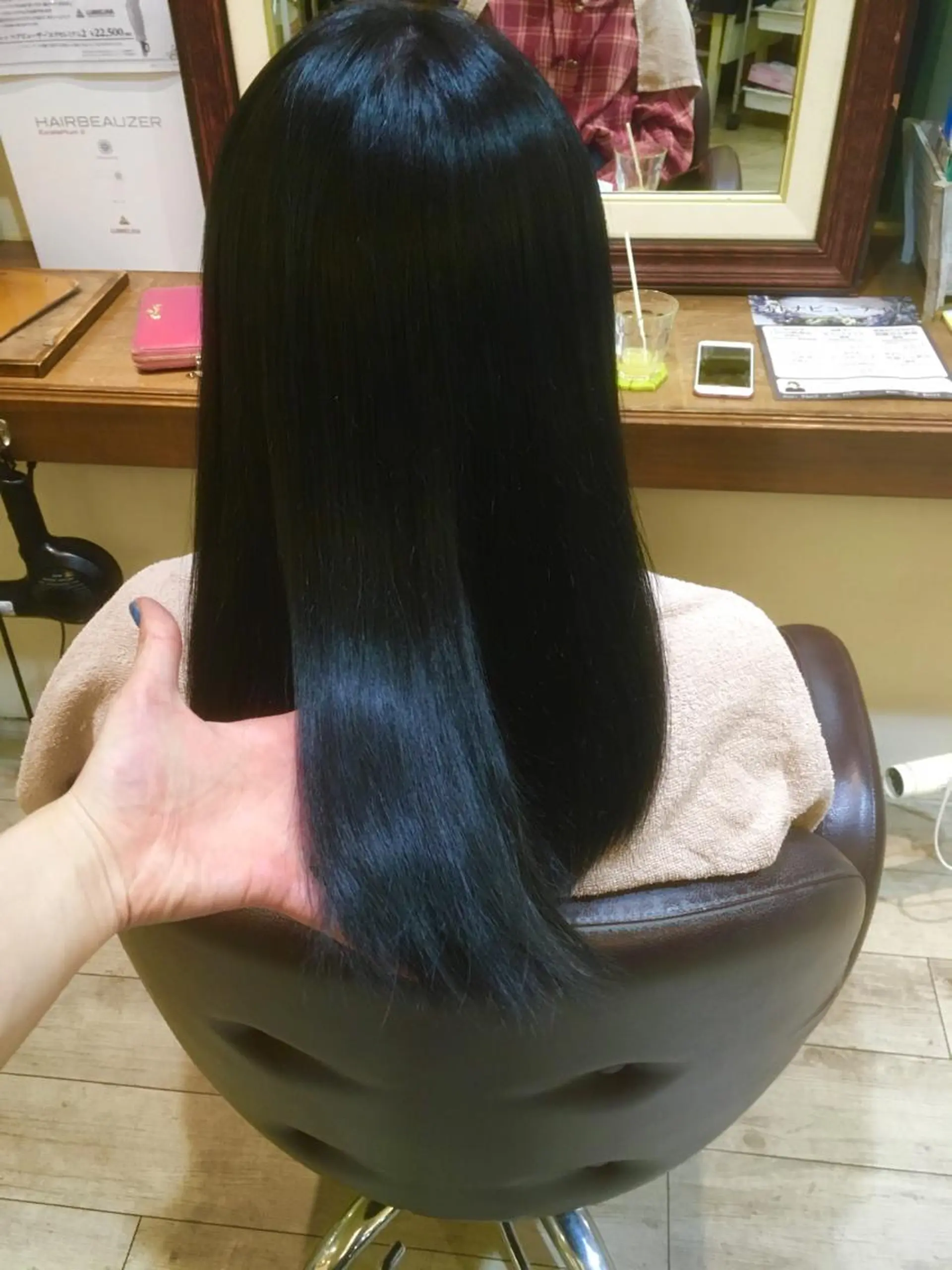 カラー 黒髪 ブリーチ ブルーカラー ブルーブラック 🍊東 実咲🍊のヘアスタイル