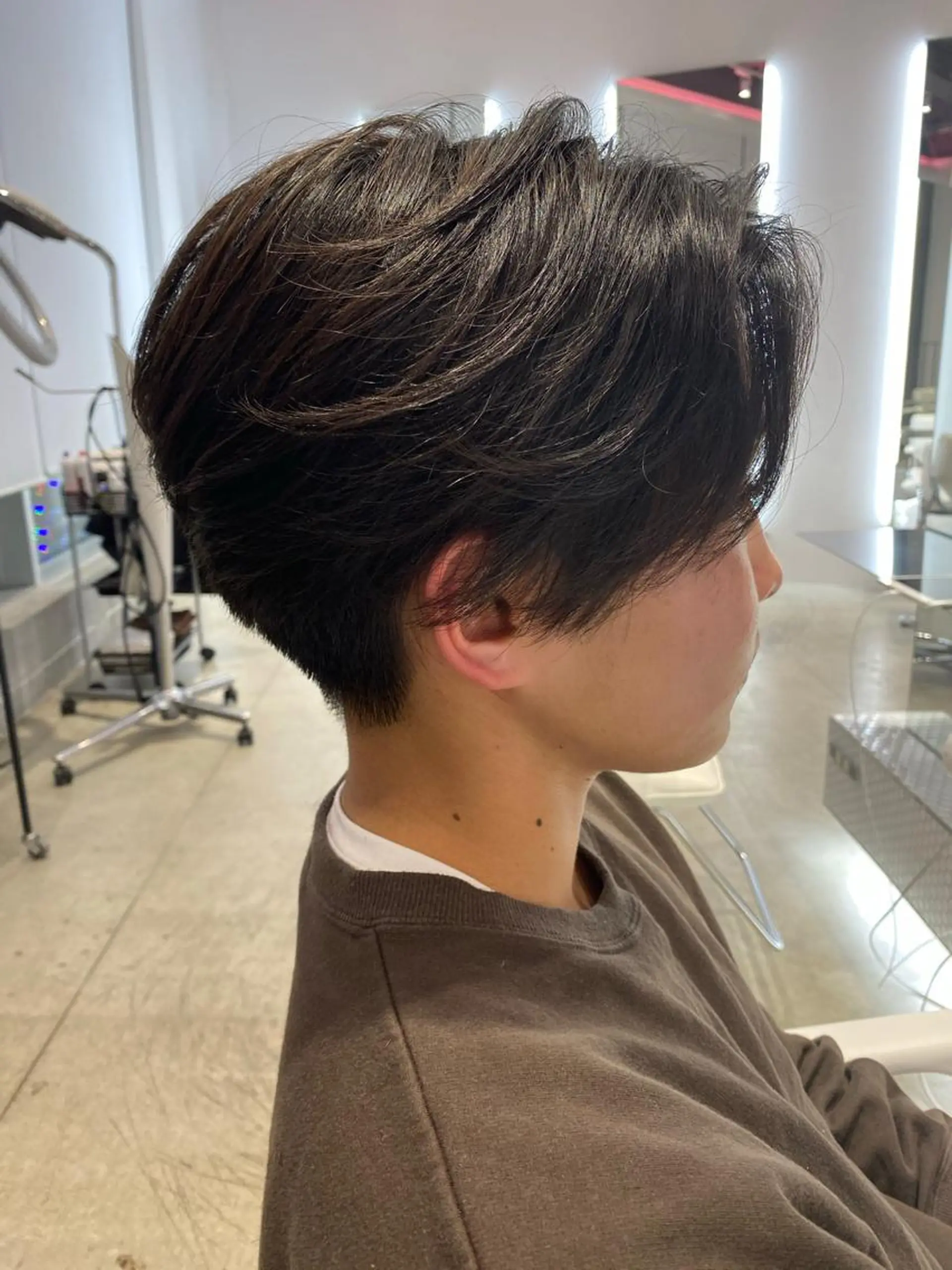 ショート パーマ メンズ soigné所属・白髪ぼかし 髪質改善カラーESAのヘアスタイル
