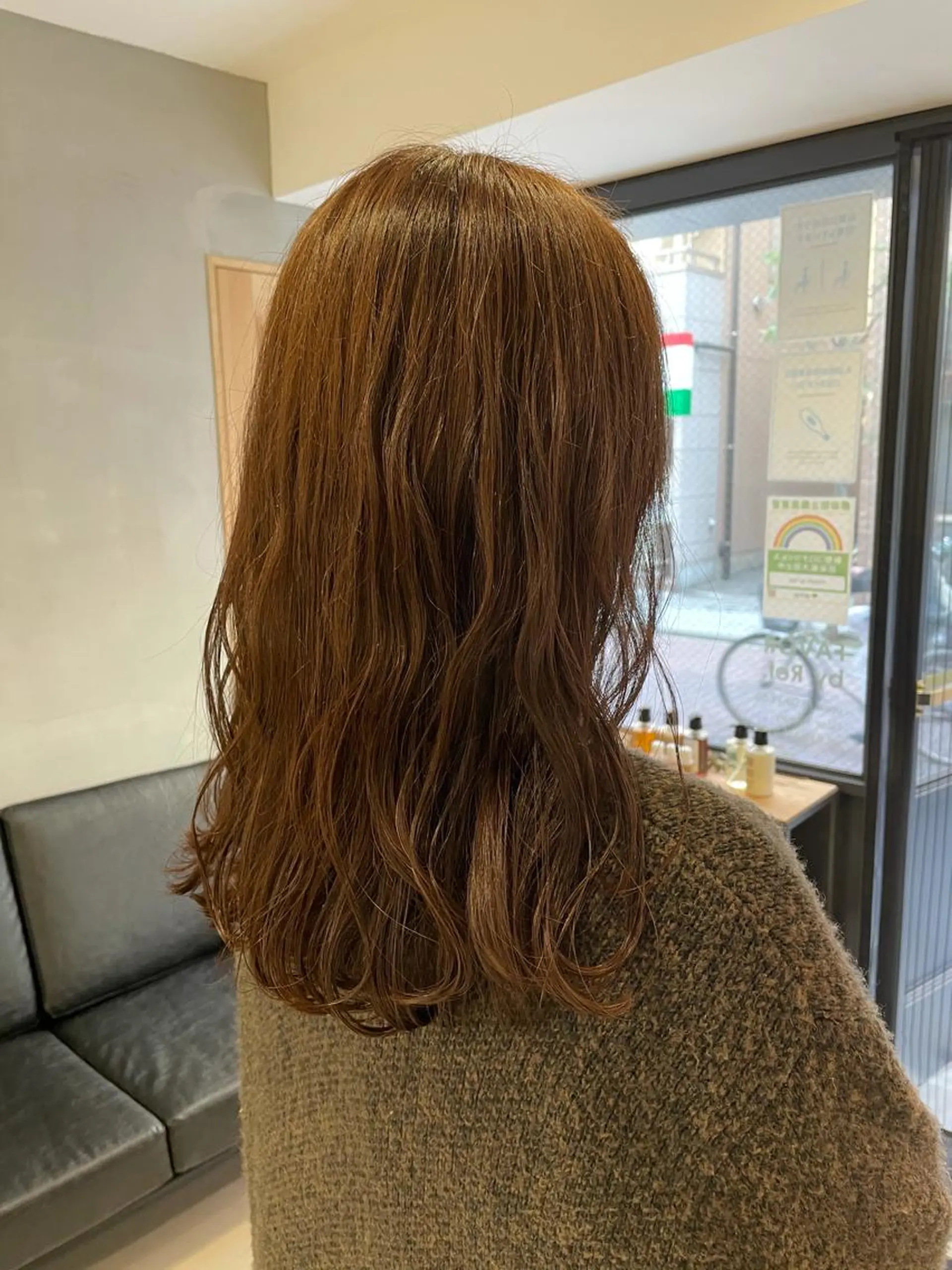 セミロング カラー 暖色カラー🍊 ボブ🌿顔周りcutのヘアスタイル