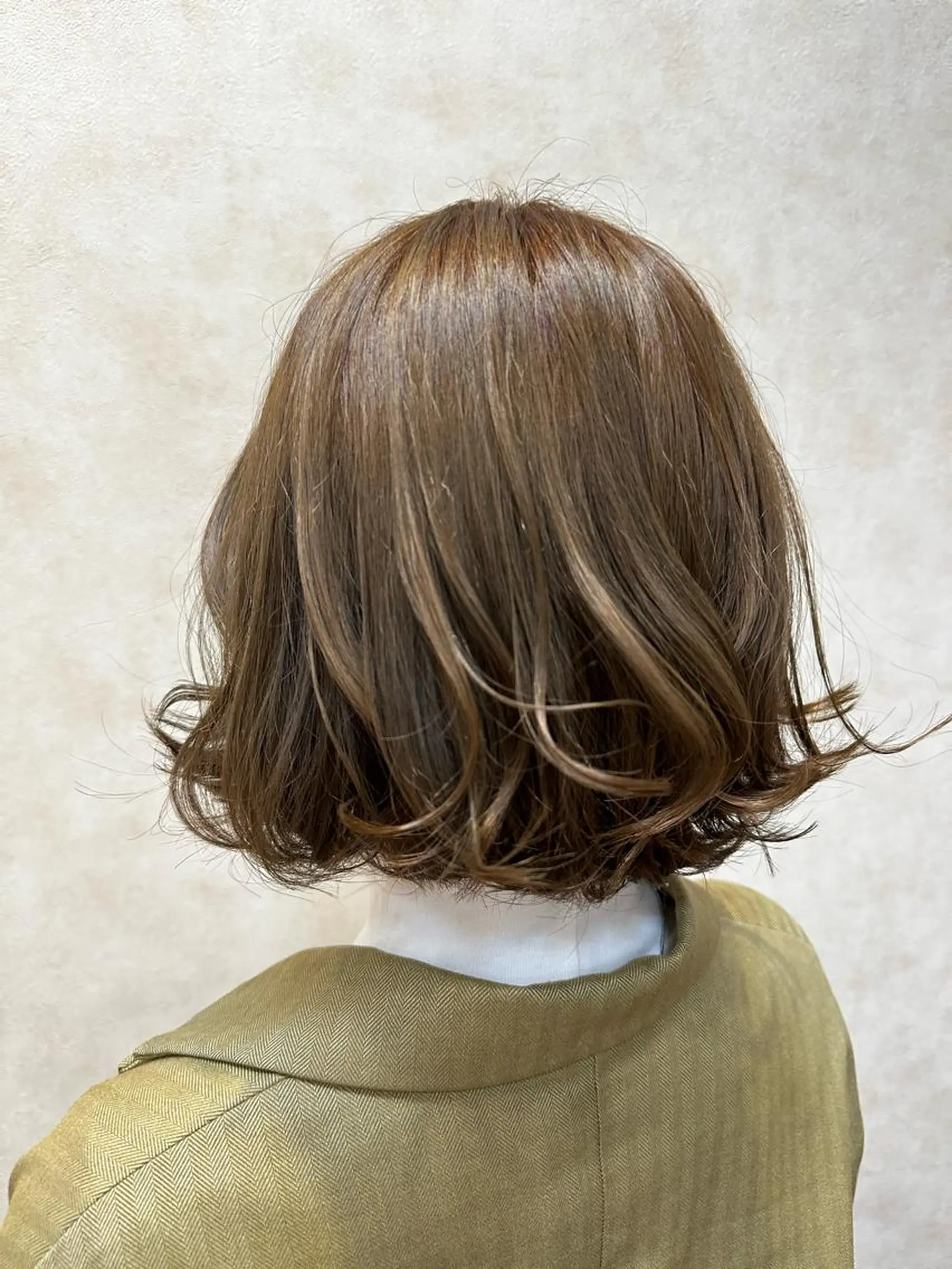 カラー ベージュカラー オリーブベージュ アメイジングヘアー 千歳店　福嶋のヘアスタイル
