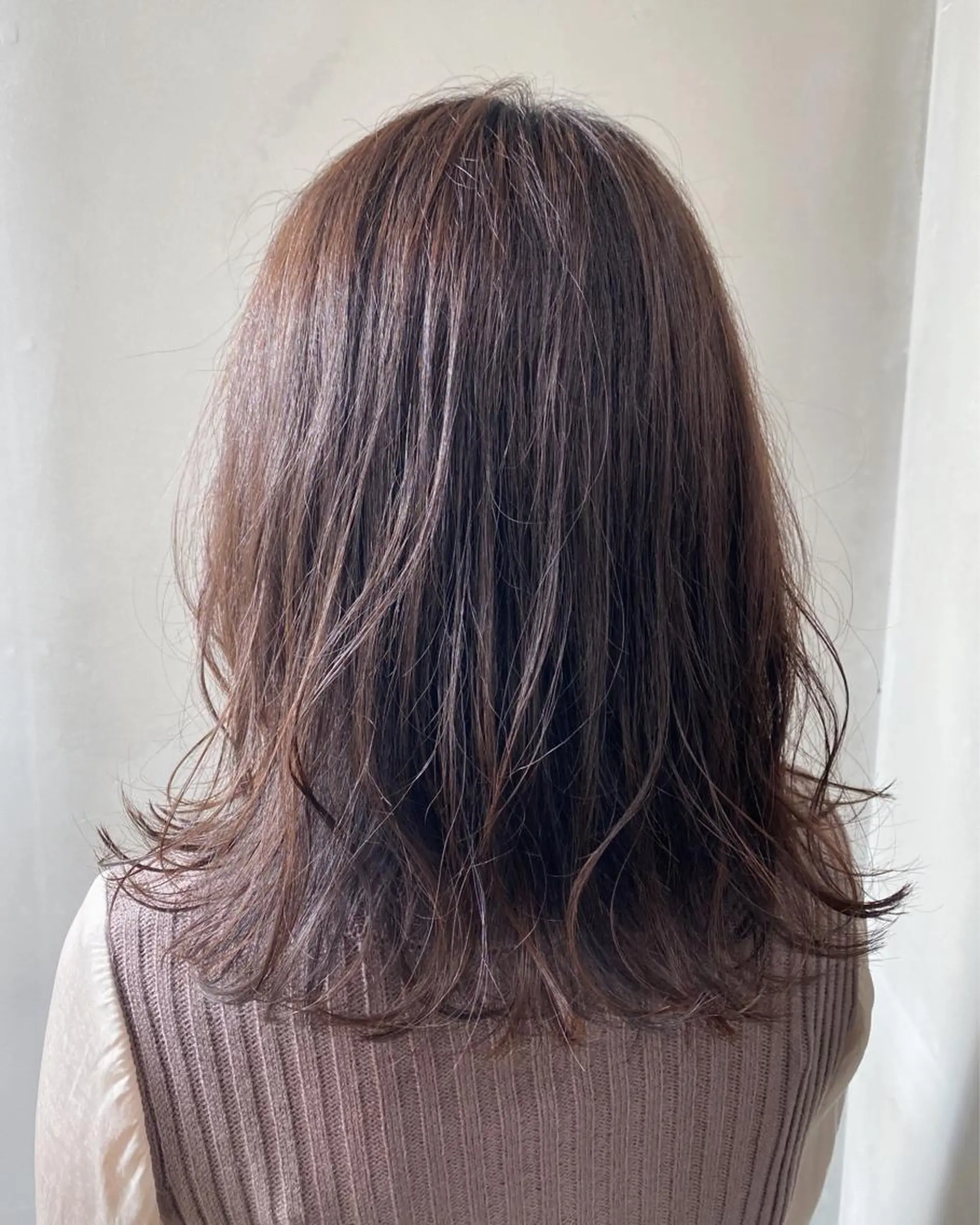 ミディアム カラー カット ヘアカラー 畑中 愛梨のヘアスタイル
