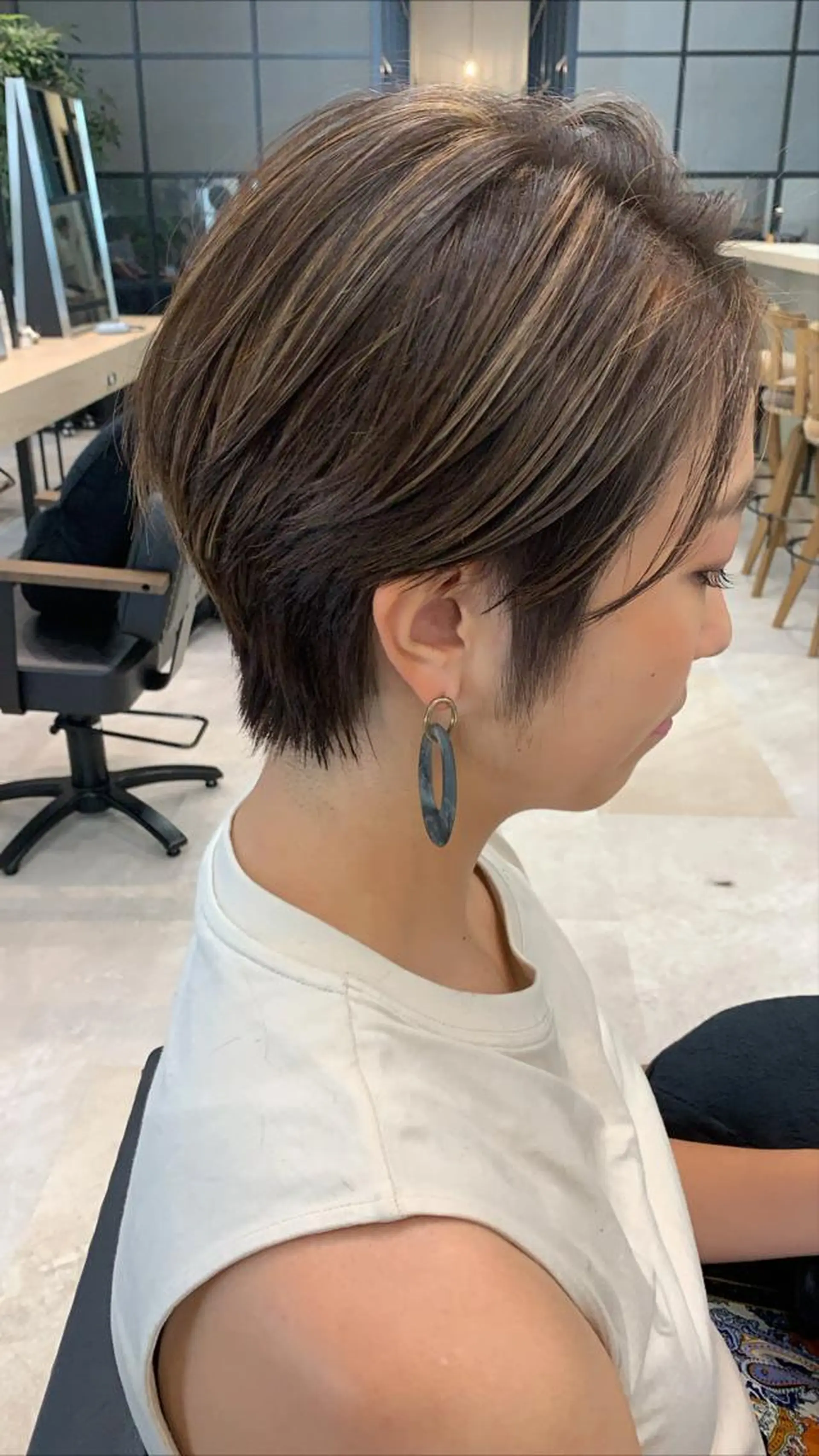 ショート カラー 中村 卓也のヘアスタイル