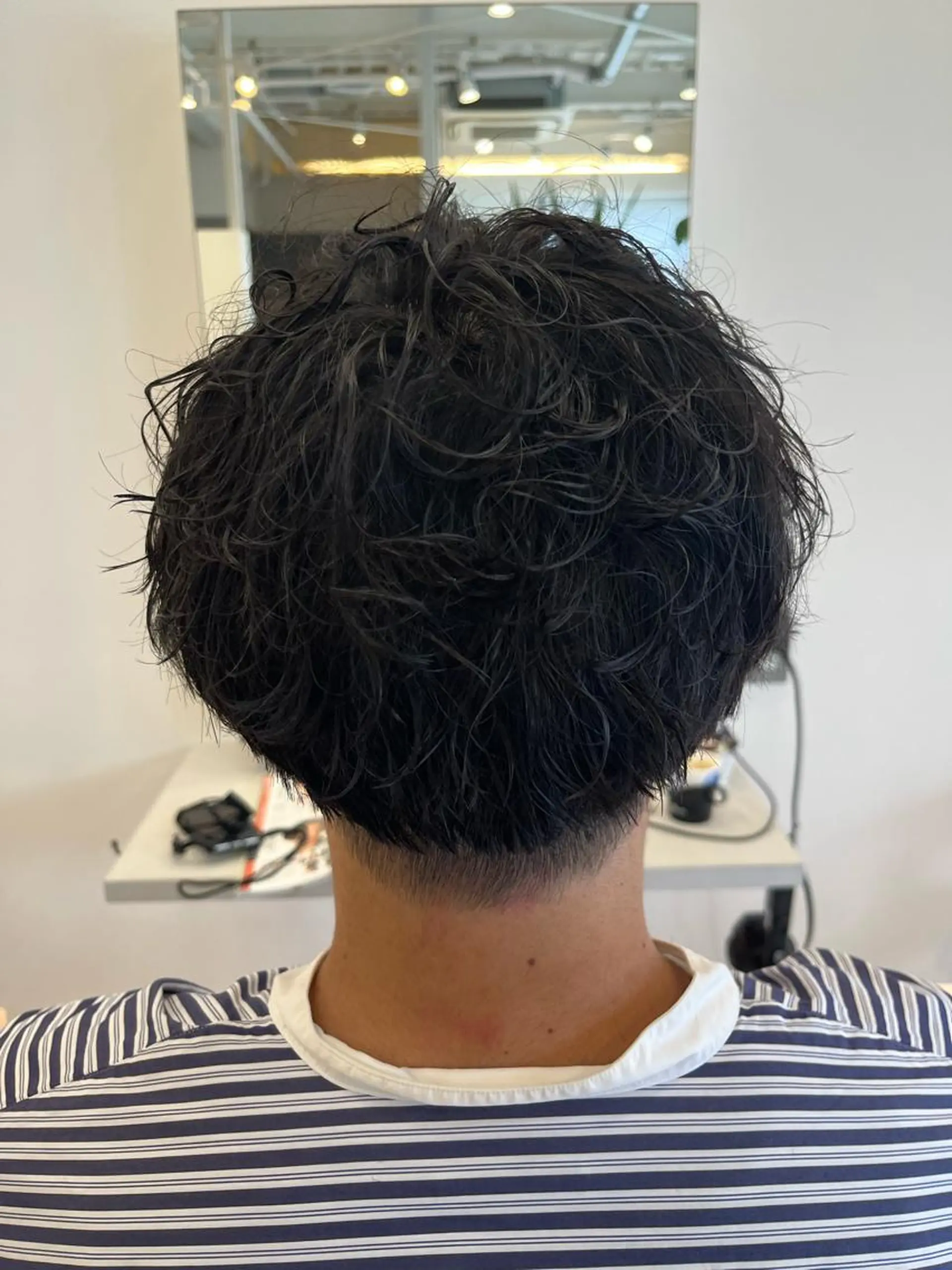 メンズ メンズパーマ メンズスパイラルパーマ ルーニークルー所属・高野 健二のヘアスタイル