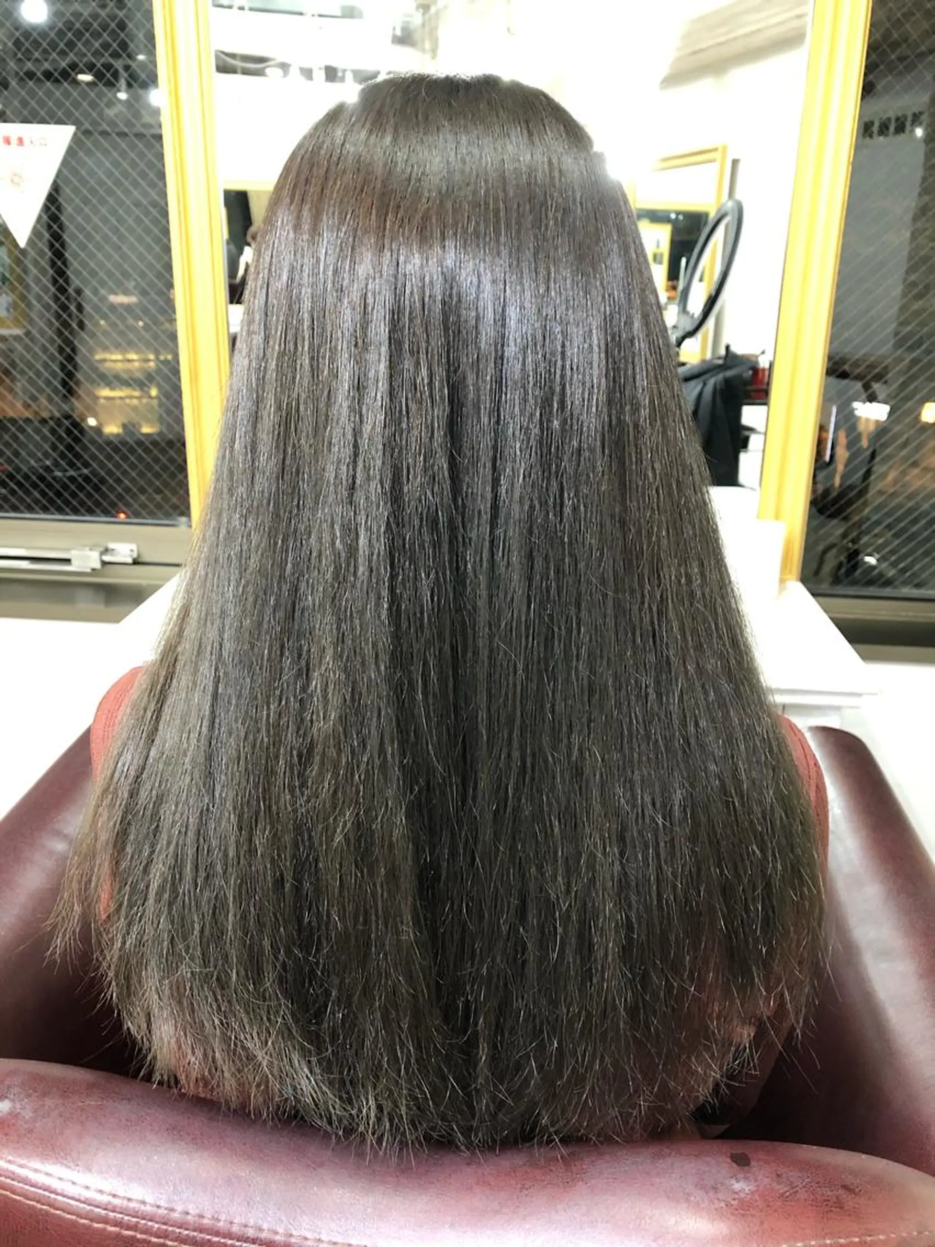 ロング カラー ベージュカラー オリーブベージュ レイヤー×髪質改善✨ 渋谷/佐藤侑哉のヘアスタイル