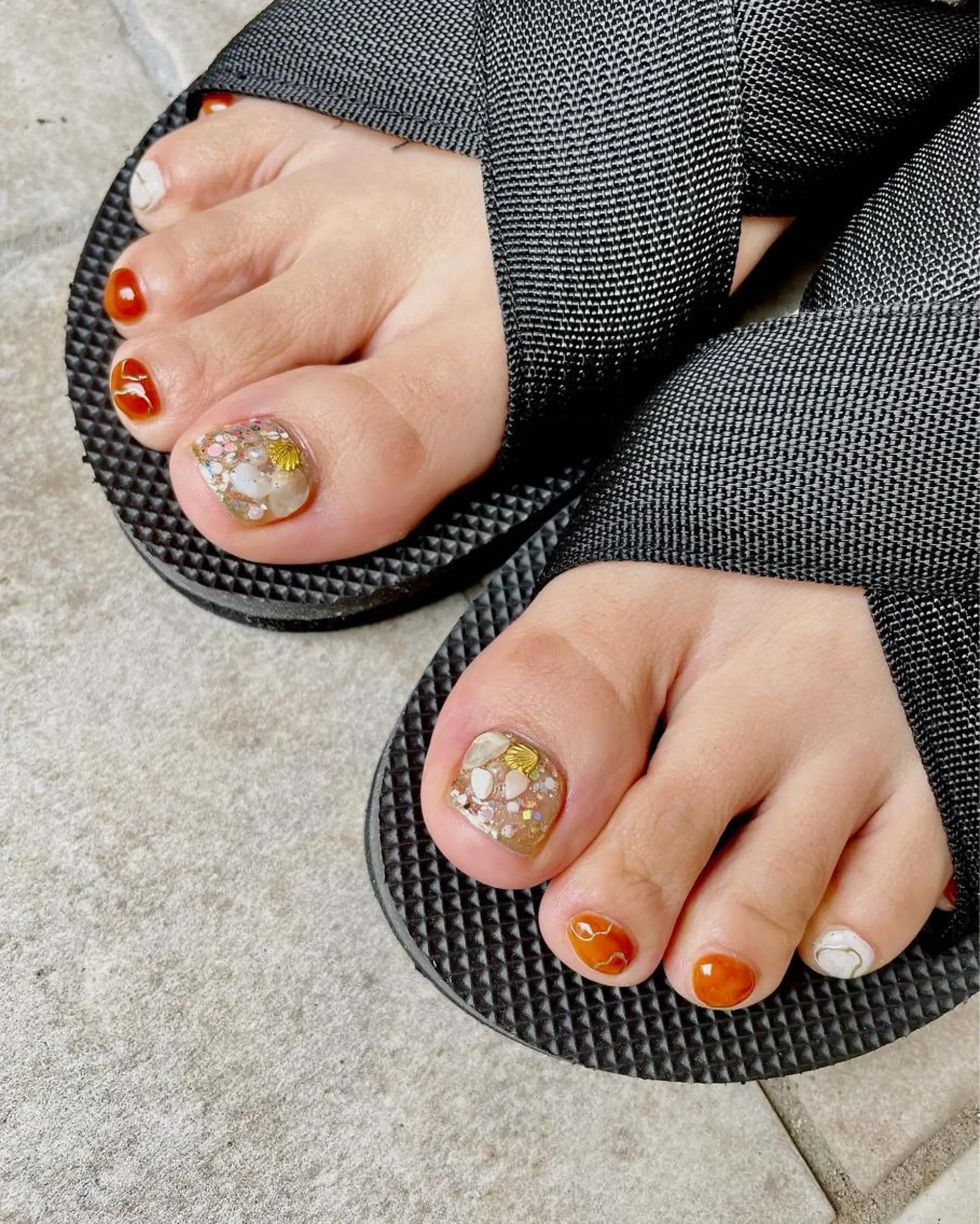 ネイル クリアネイル フットネイル ジェルネイル ゴールド 韓国ネイル 甲斐市自宅サロン 🧸prunelleのネイルデザイン
