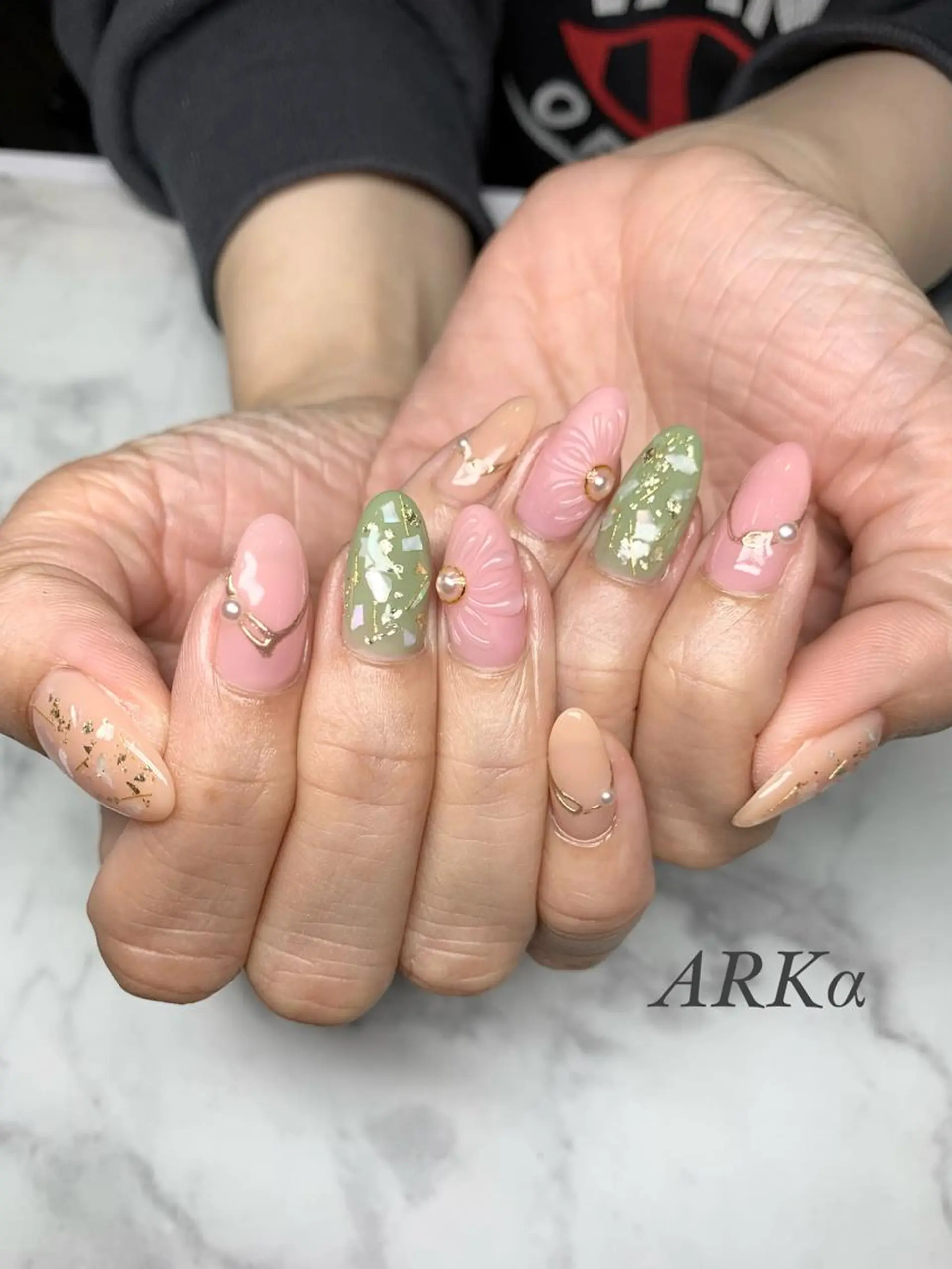 ロング ネイル ミラーネイル ハンドネイル Nailsalon ARKαのネイルデザイン