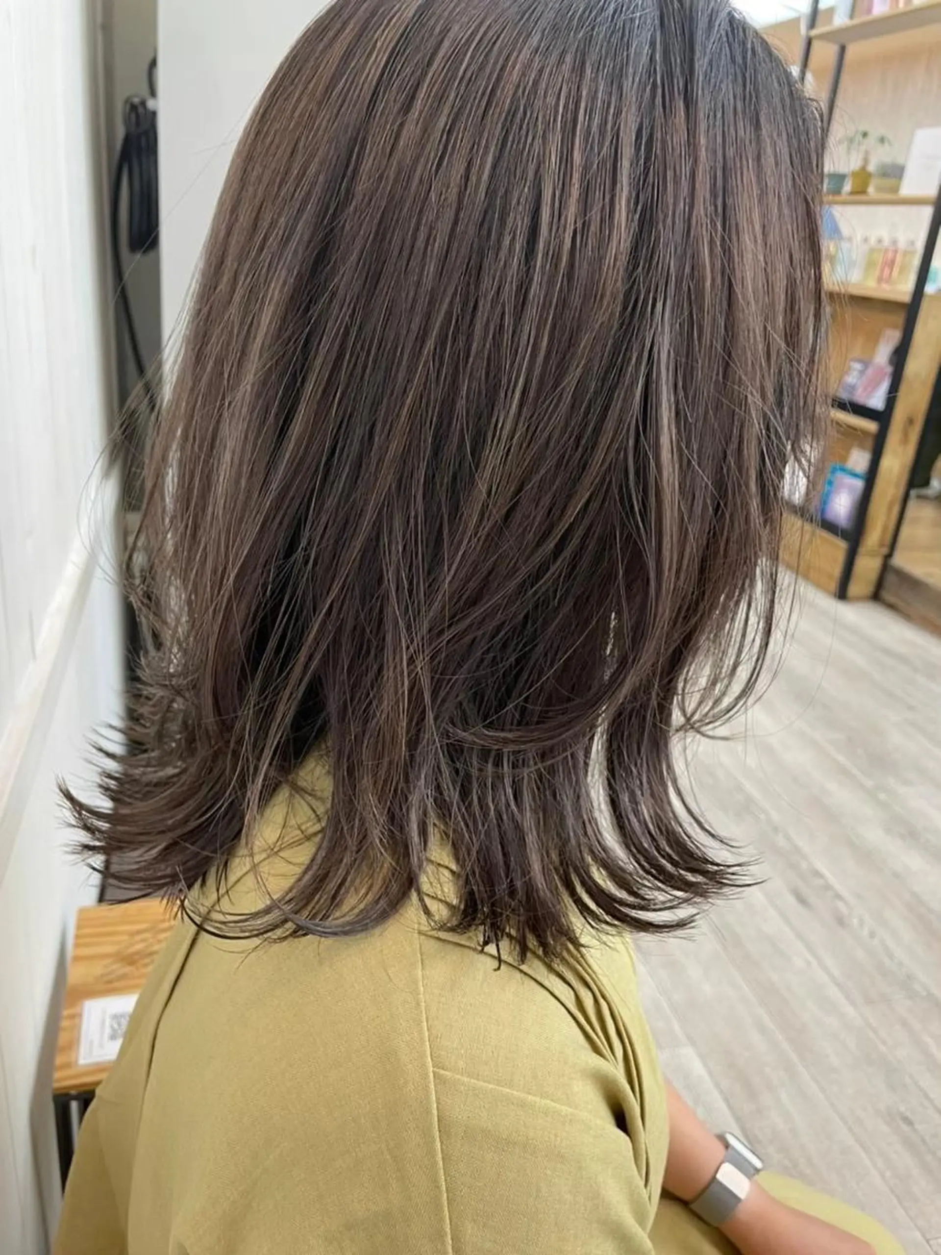 ミディアム カラー パーマ アッシュ ブルーカラー ブルージュ グレージュ N°sopo 札幌大通のヘアスタイル