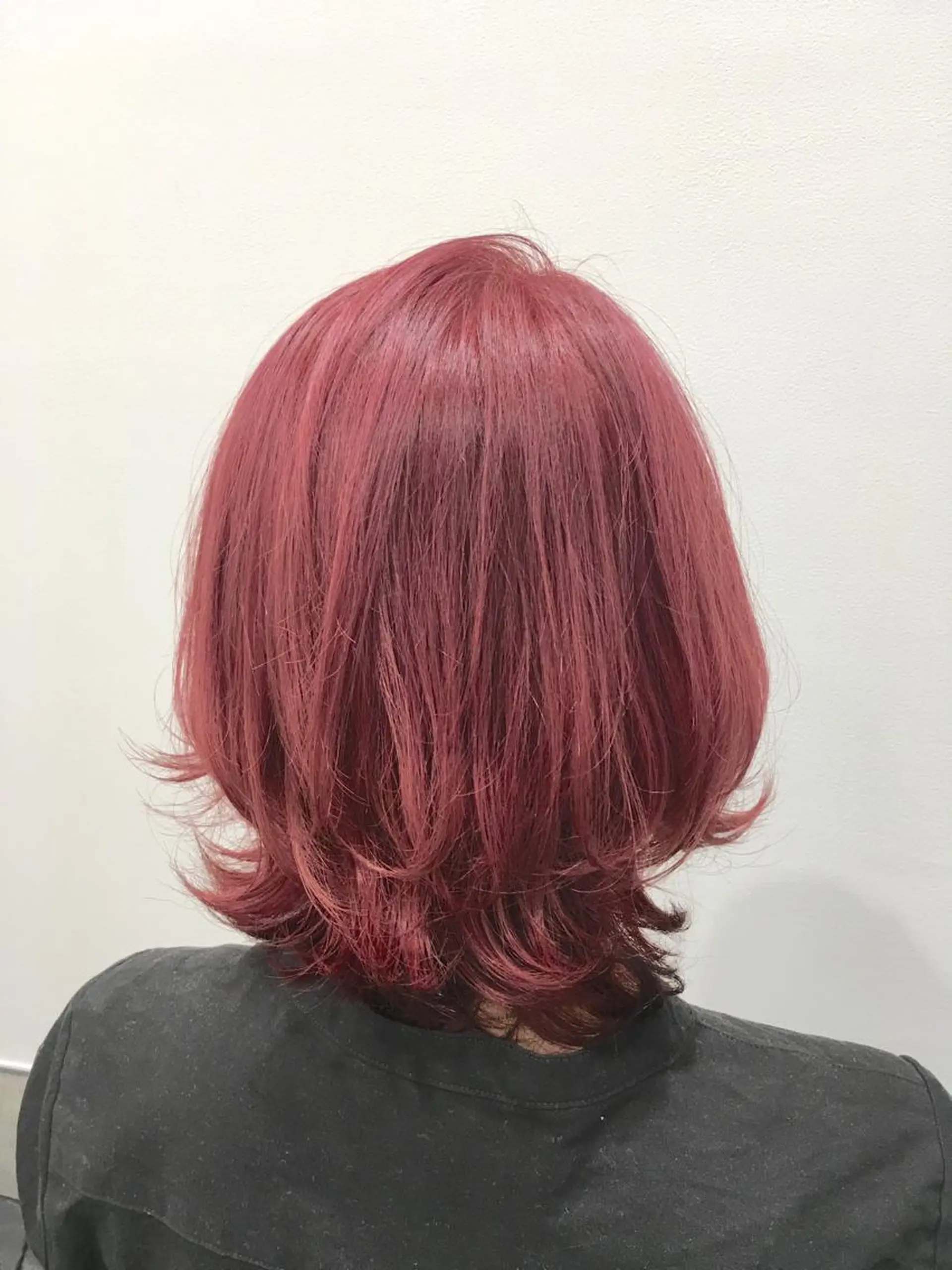 ショート カラー レッドカラー バイオレットカラー ヘアカラー トリートメント ヘッドスパ ヘアセット go today shaire salon 本店所属・yoshi ☆のヘアスタイル