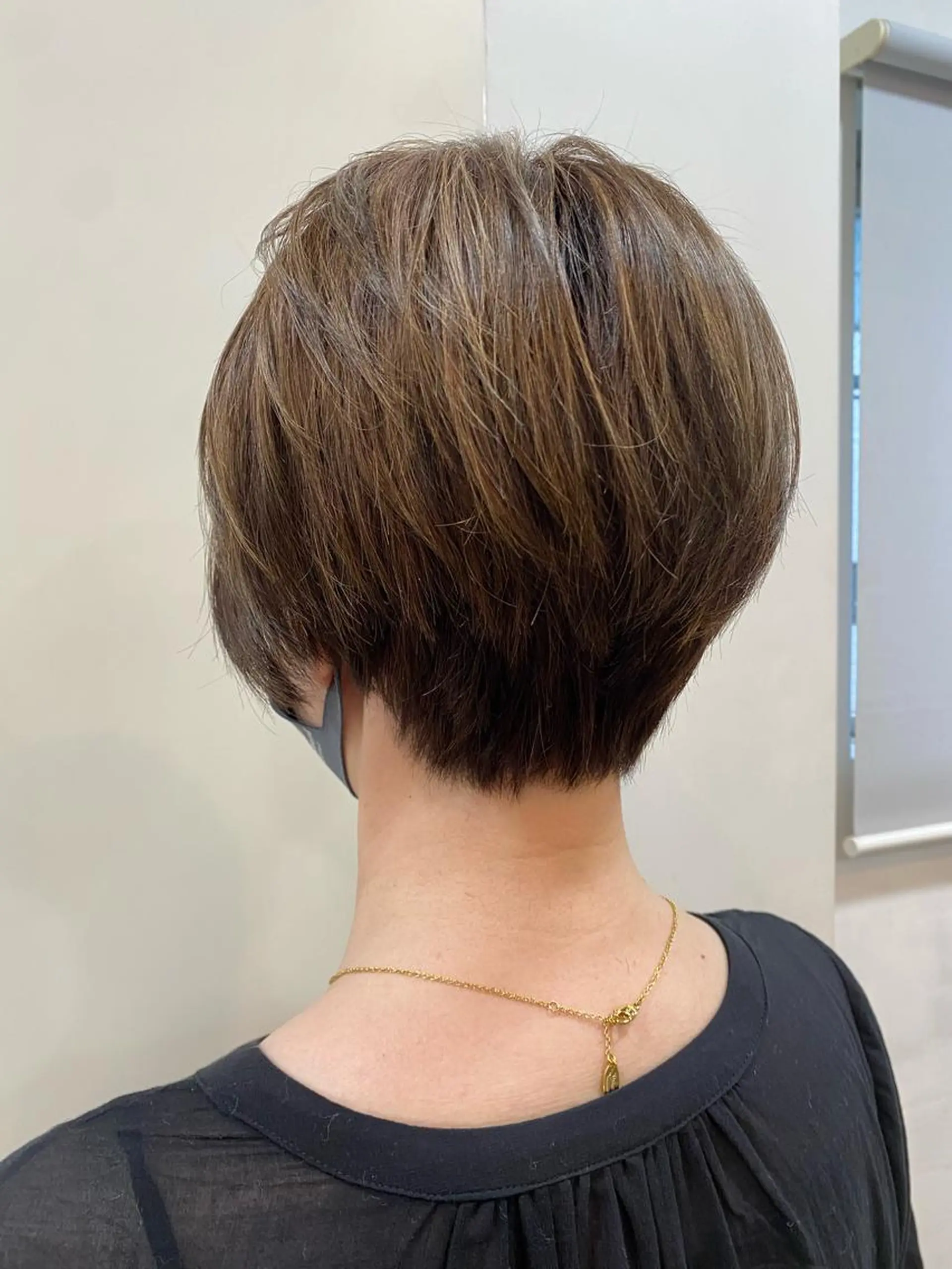 ショート ハイライト ショートヘア 藤原 侑香のヘアスタイル