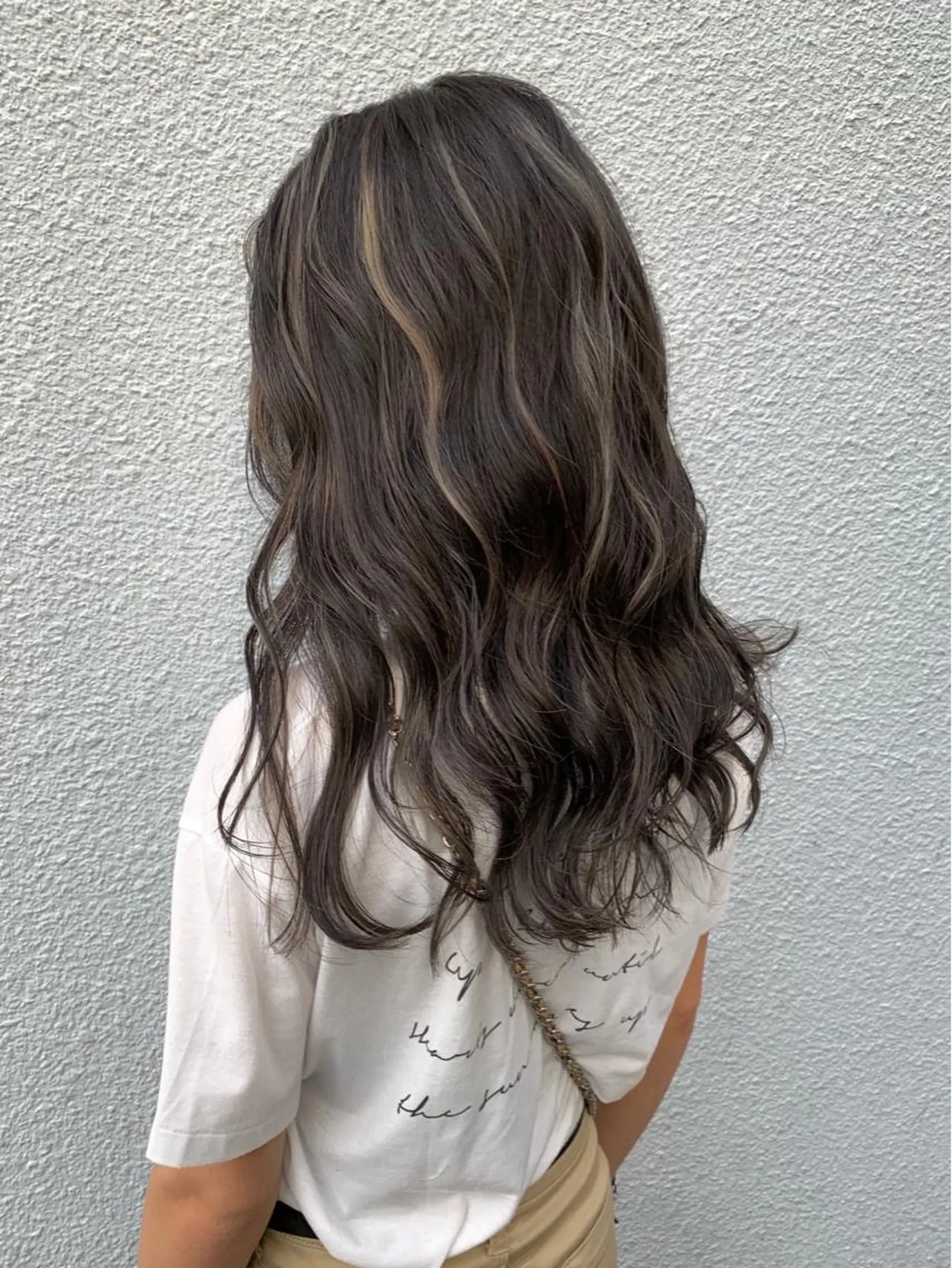 セミロング ハイライト カット ヘアカラー トリートメント AMI Hair Supply所属・Yusuke Aのヘアスタイル