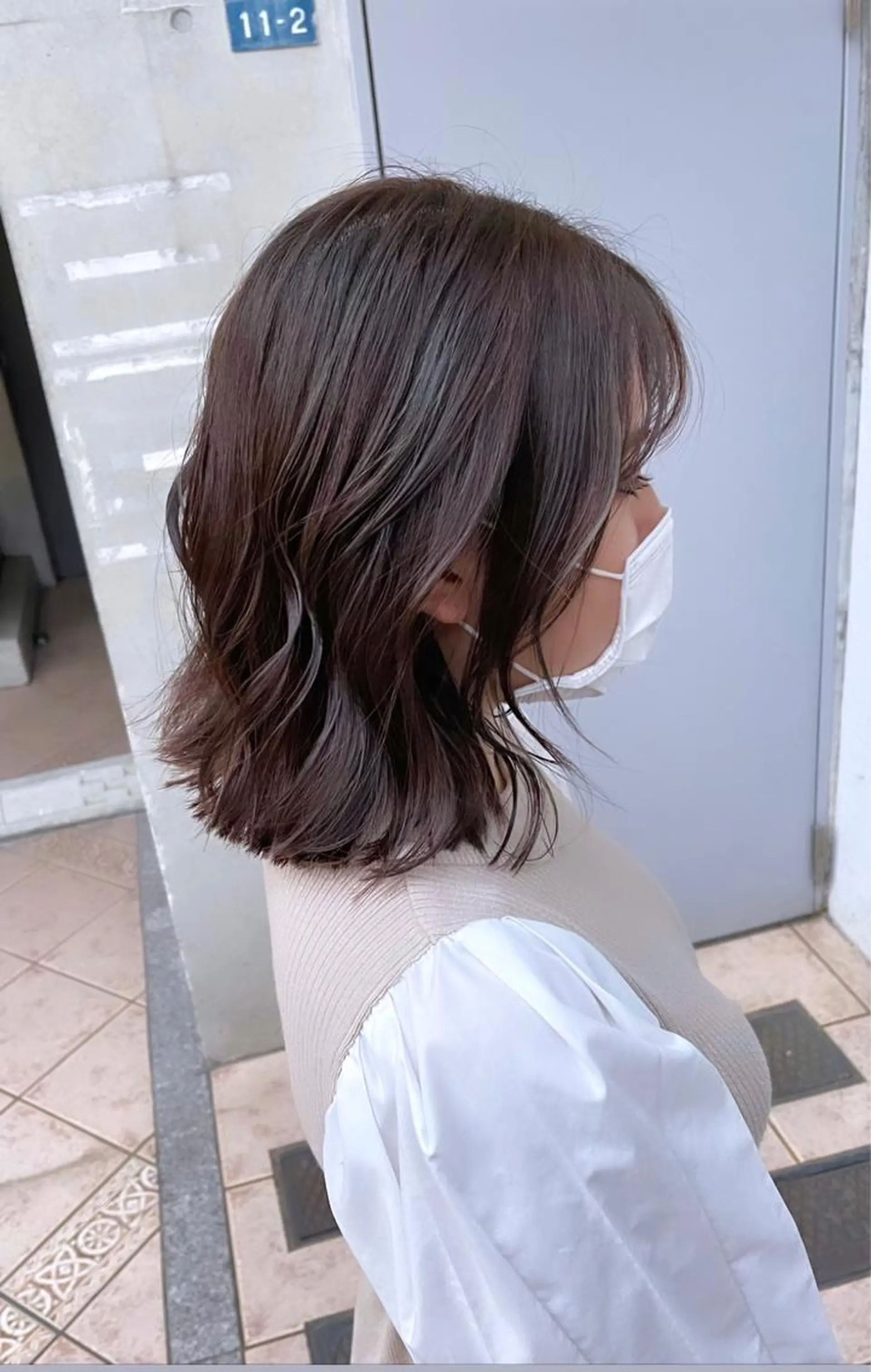 ミディアム カラー ボブ くびれヘア 小顔カット 泉 堅也のヘアスタイル