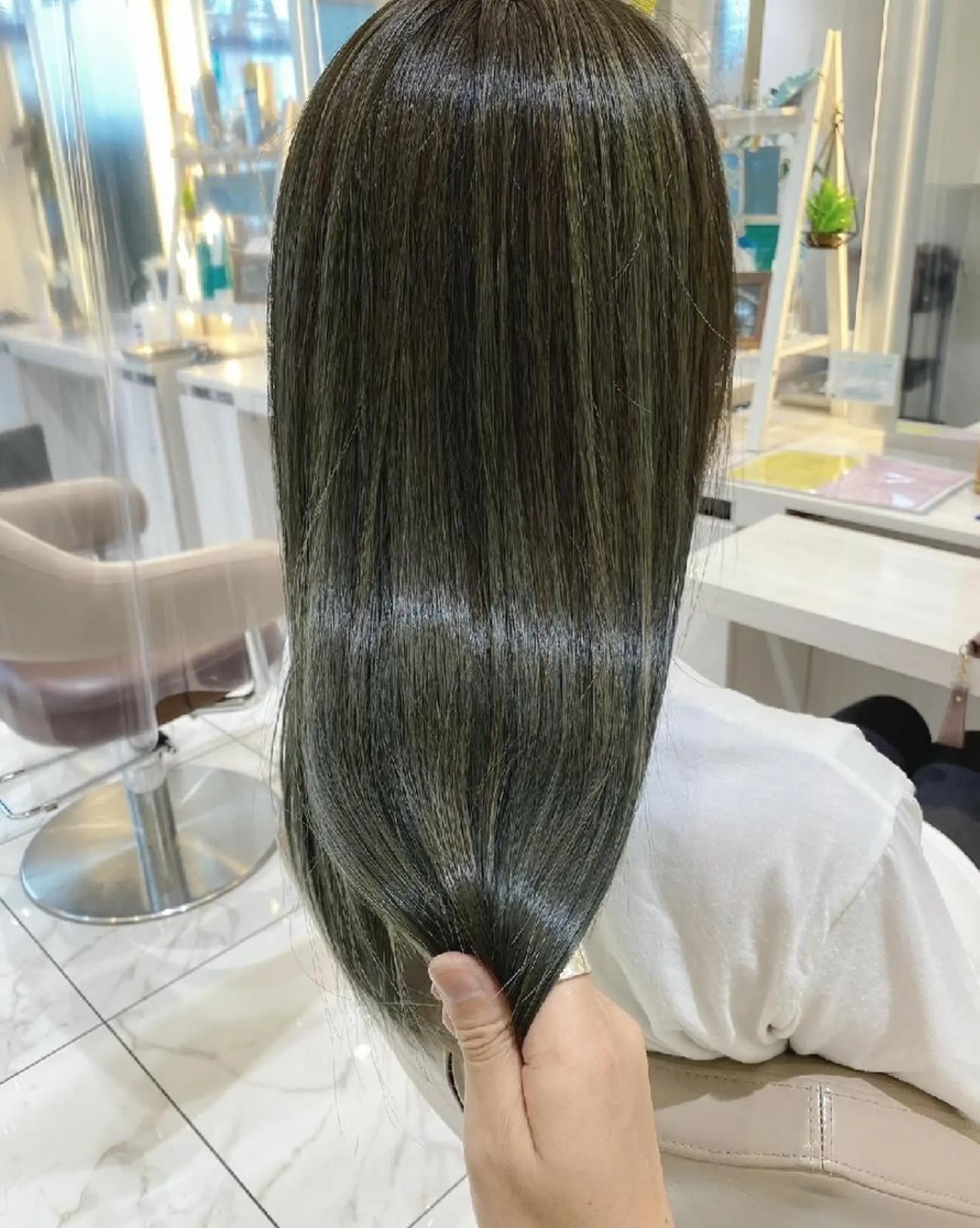 ロング カラー 髪質改善 ＡＳＨ 大宮のヘアスタイル