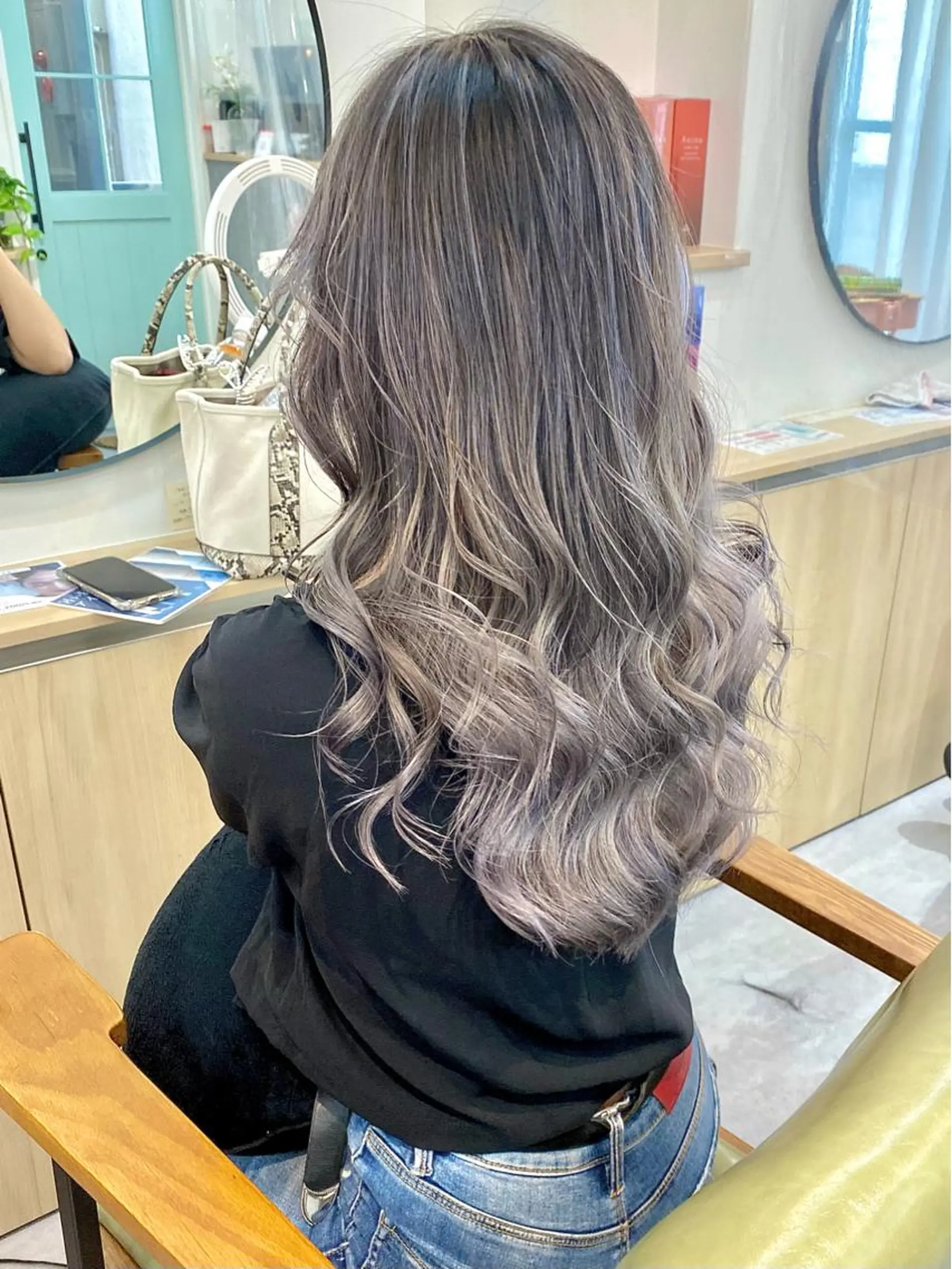 ロング カラー バレイヤージュ レイヤーカット ヘアカラー トリートメント ヘアセット 💘カラー特化美容師 尾崎拓己のヘアスタイル