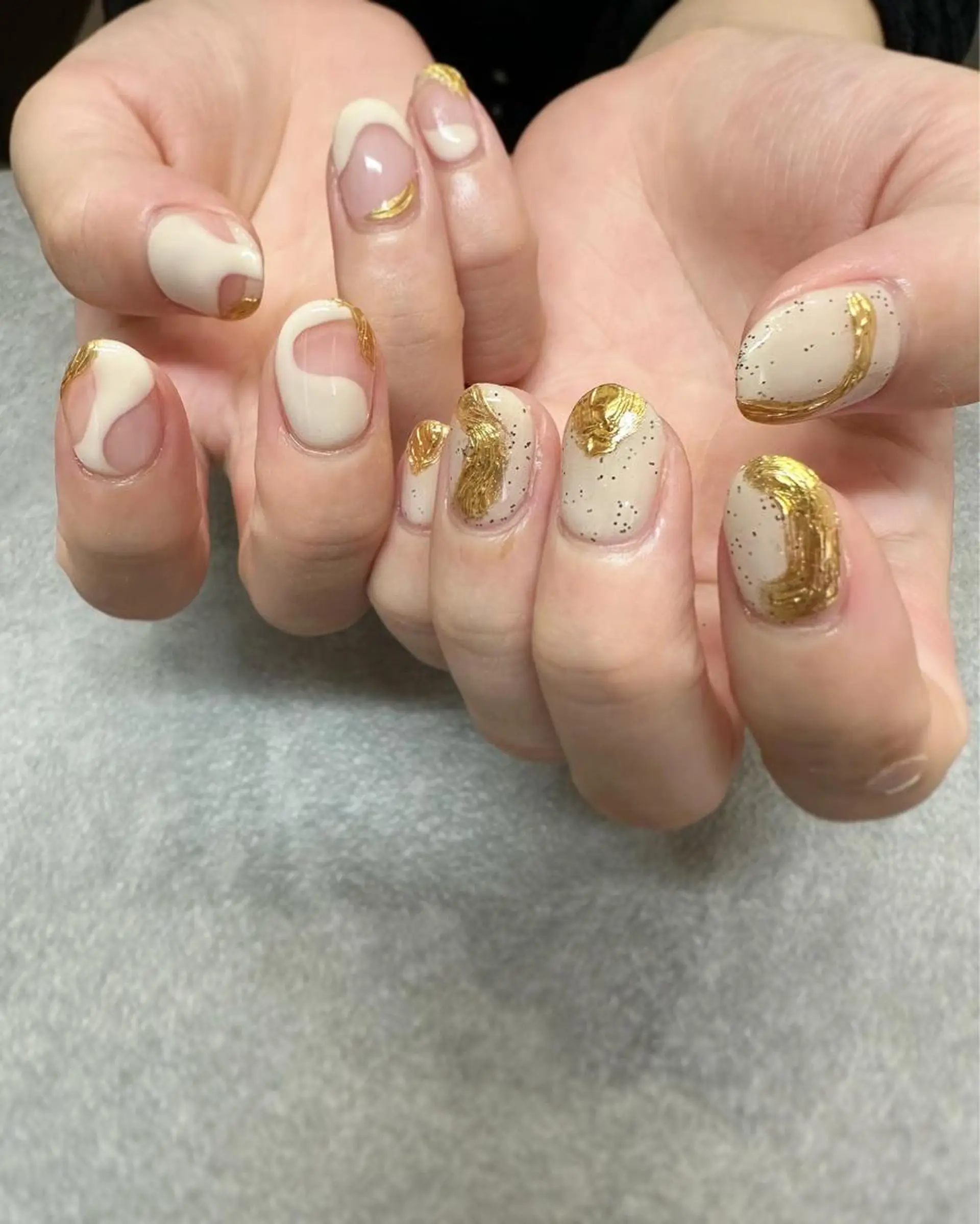 ネイル ハンドネイル フットネイル kiii.__ ✴︎*のネイルデザイン
