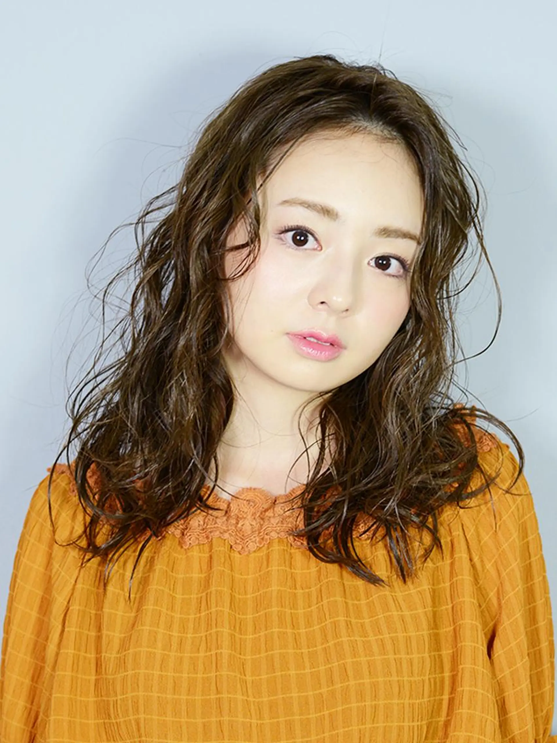 セミロング カラー 黒川 真実のヘアスタイル