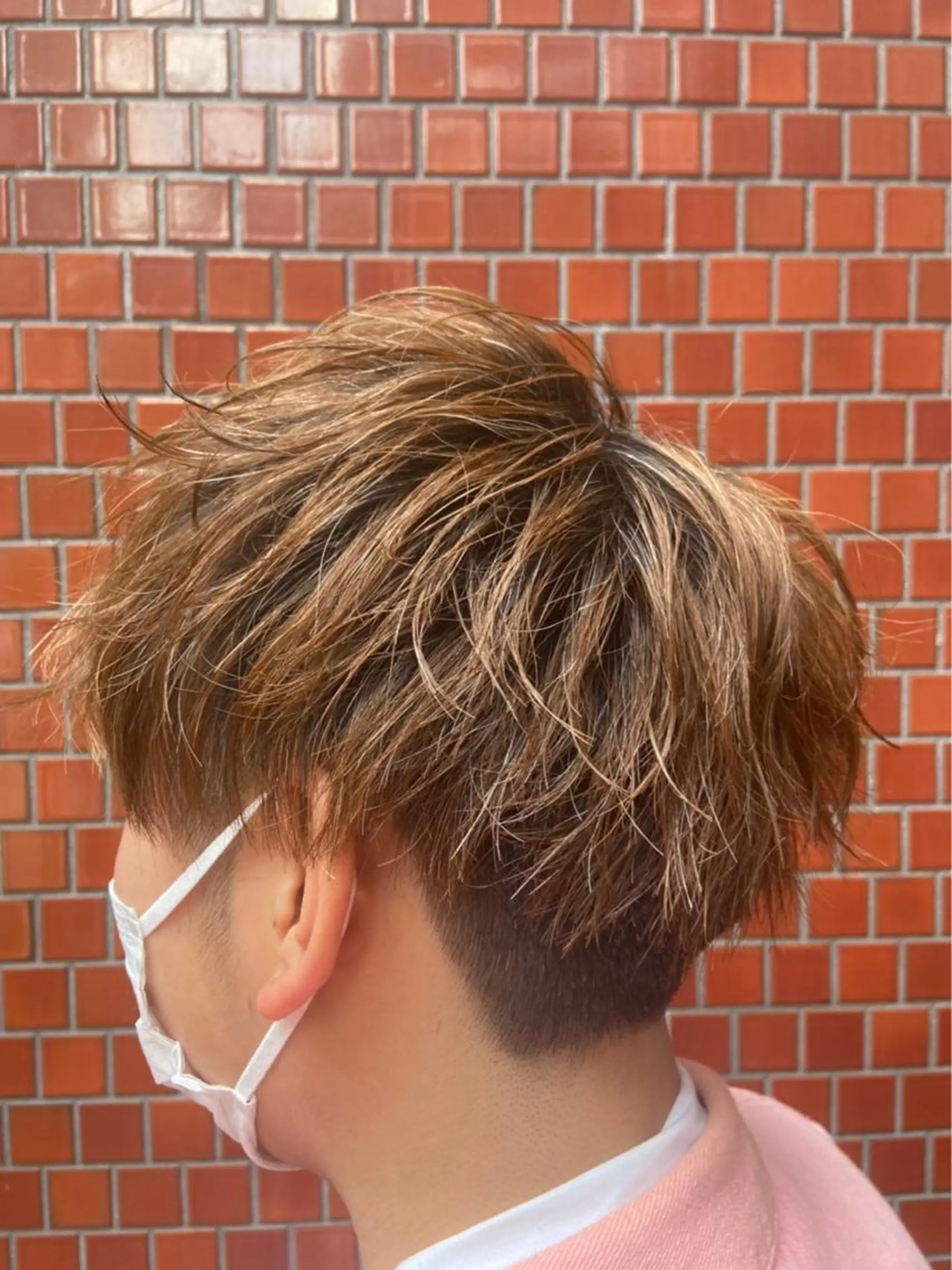 ショート メンズ マッシュ カット 三ノ宮フェザーパーマ 蕃本 啓利のヘアスタイル