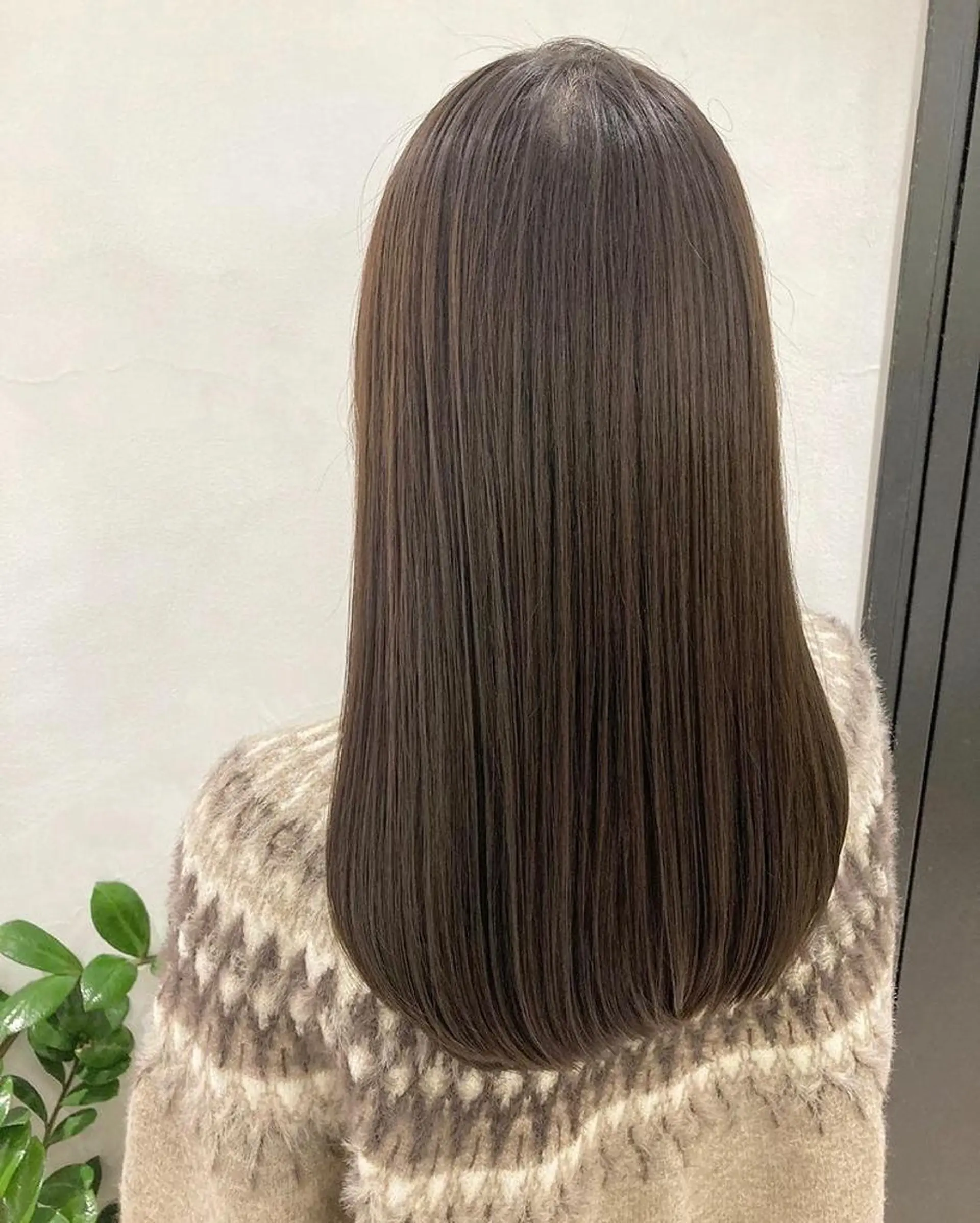 ロング カラー ヘアアレンジ ブリーチ ブリーチなしカラー 外国人風カラー 髪質改善 トリートメント エグチ アキラのヘアスタイル